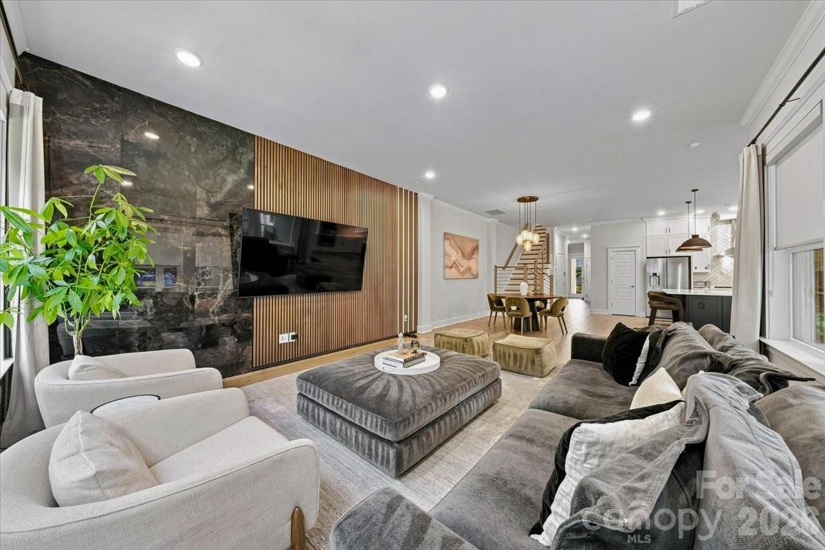 1233 Drummond Avenue Property Photo 1