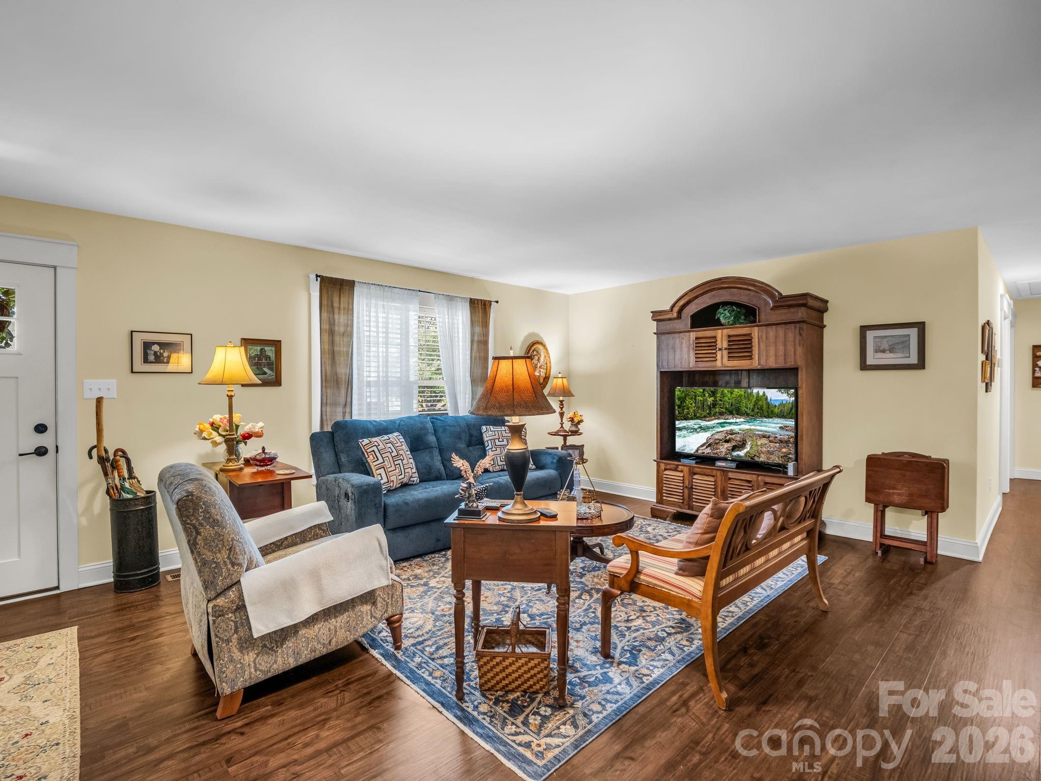 101 Plato Place Property Photo 10