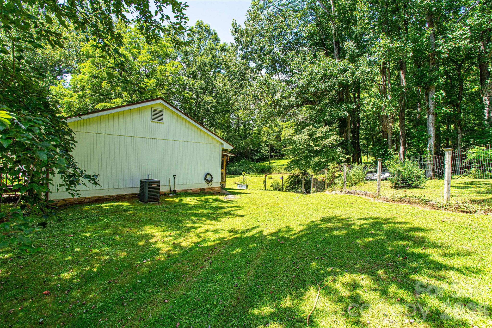 570 Flat Creek Valley Road Property Photo 41
