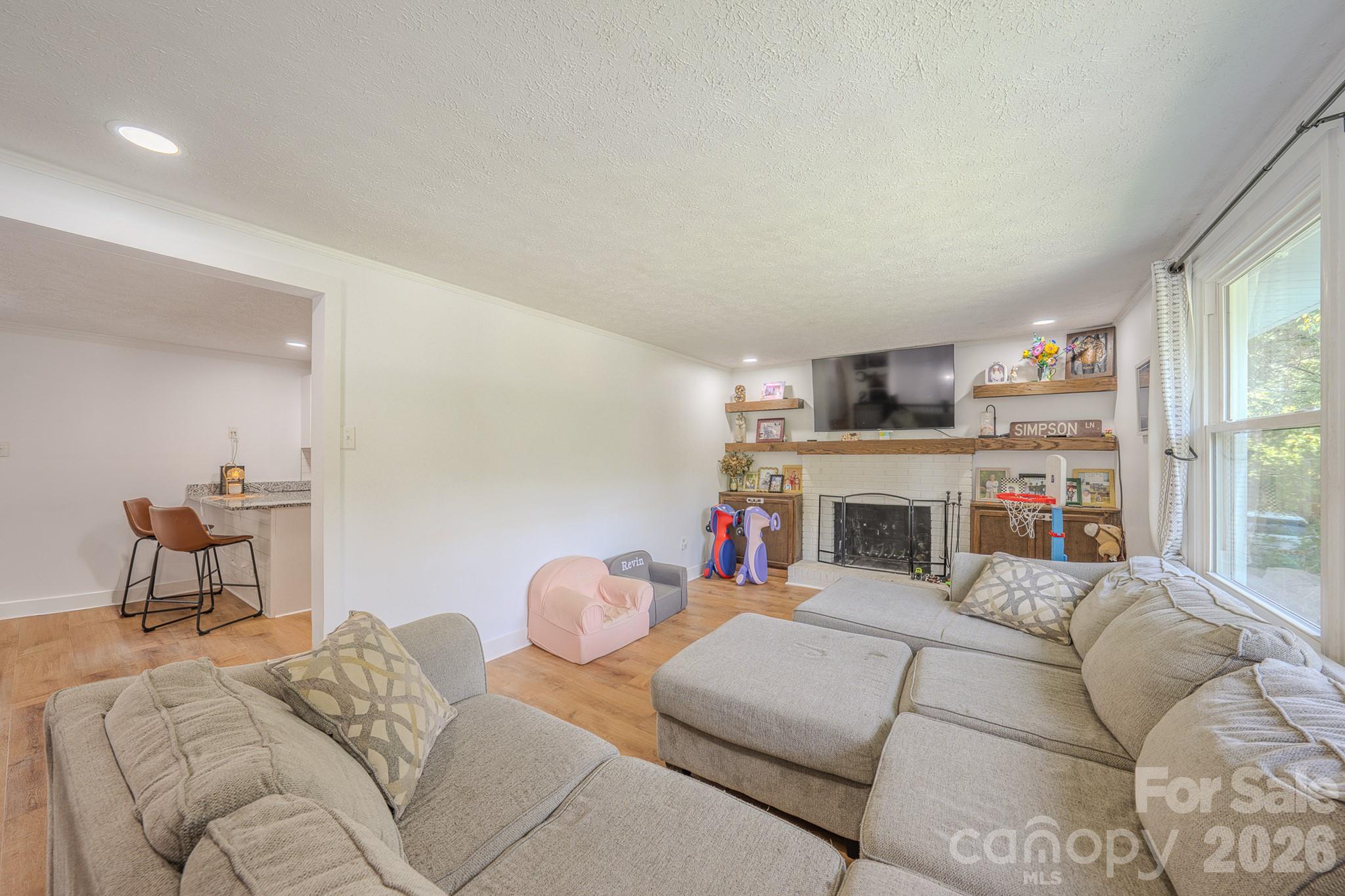 38 Ferenvilla Drive Property Photo 15