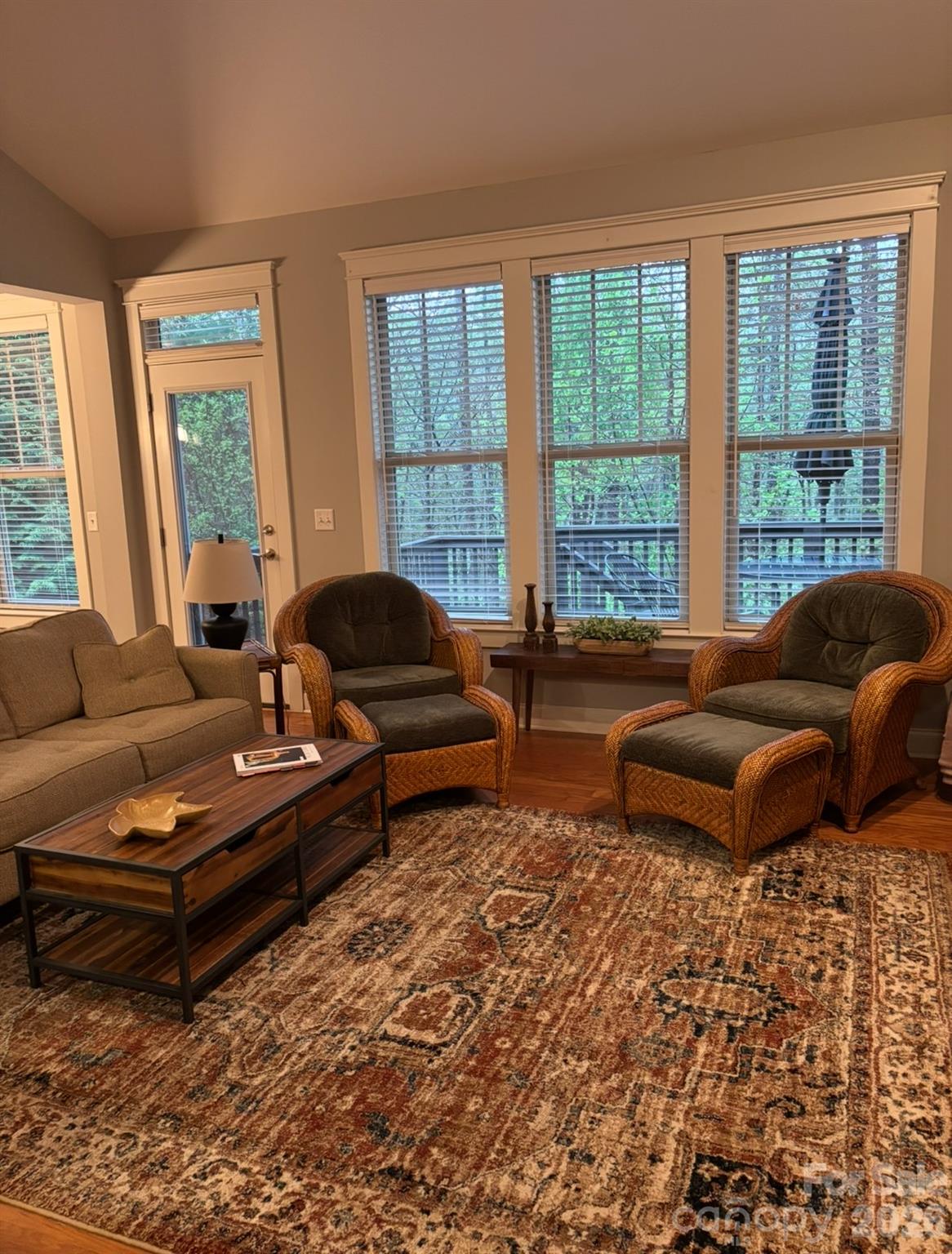33 Gray Duster Circle Property Photo 6