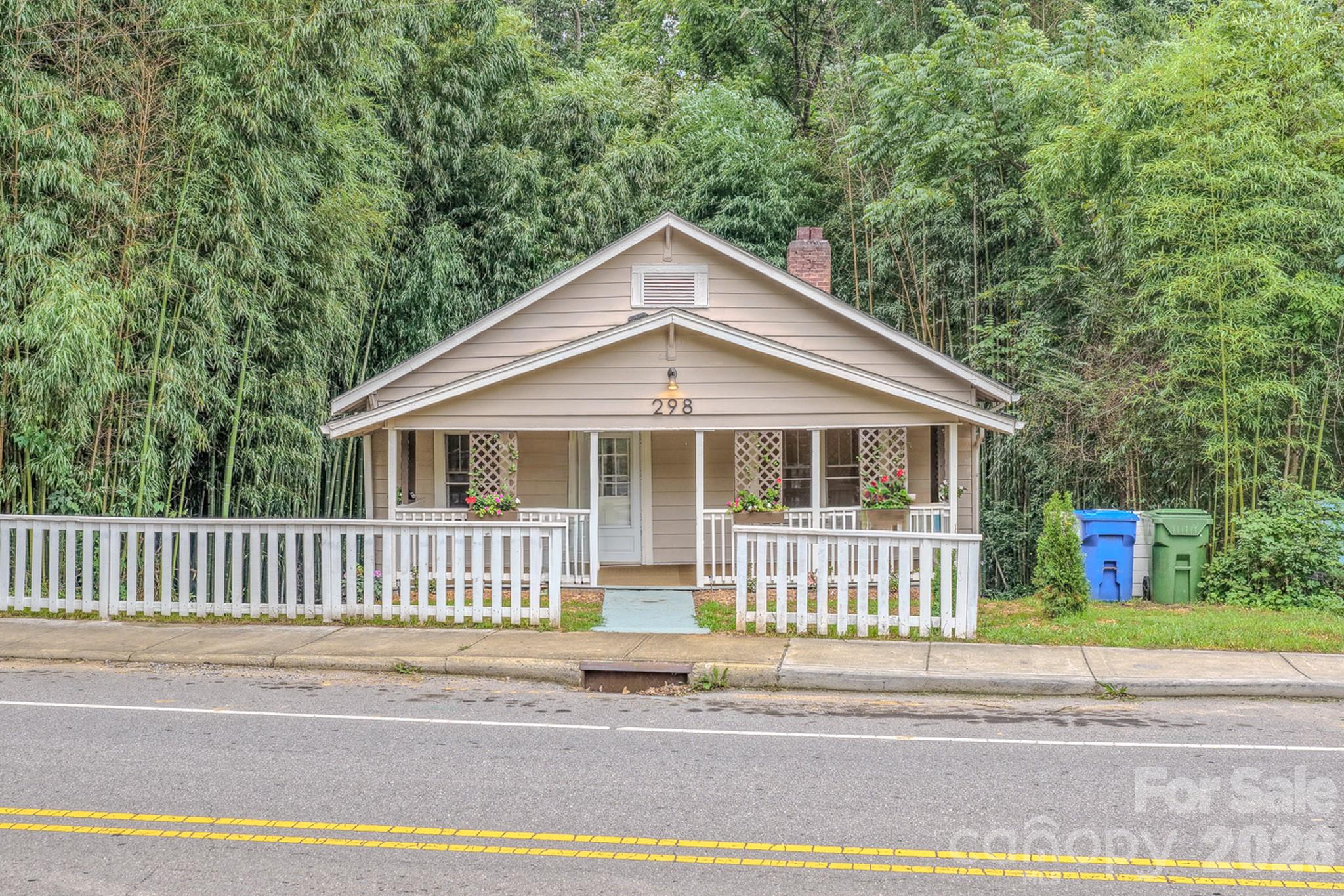 298 State Street Property Photo 9