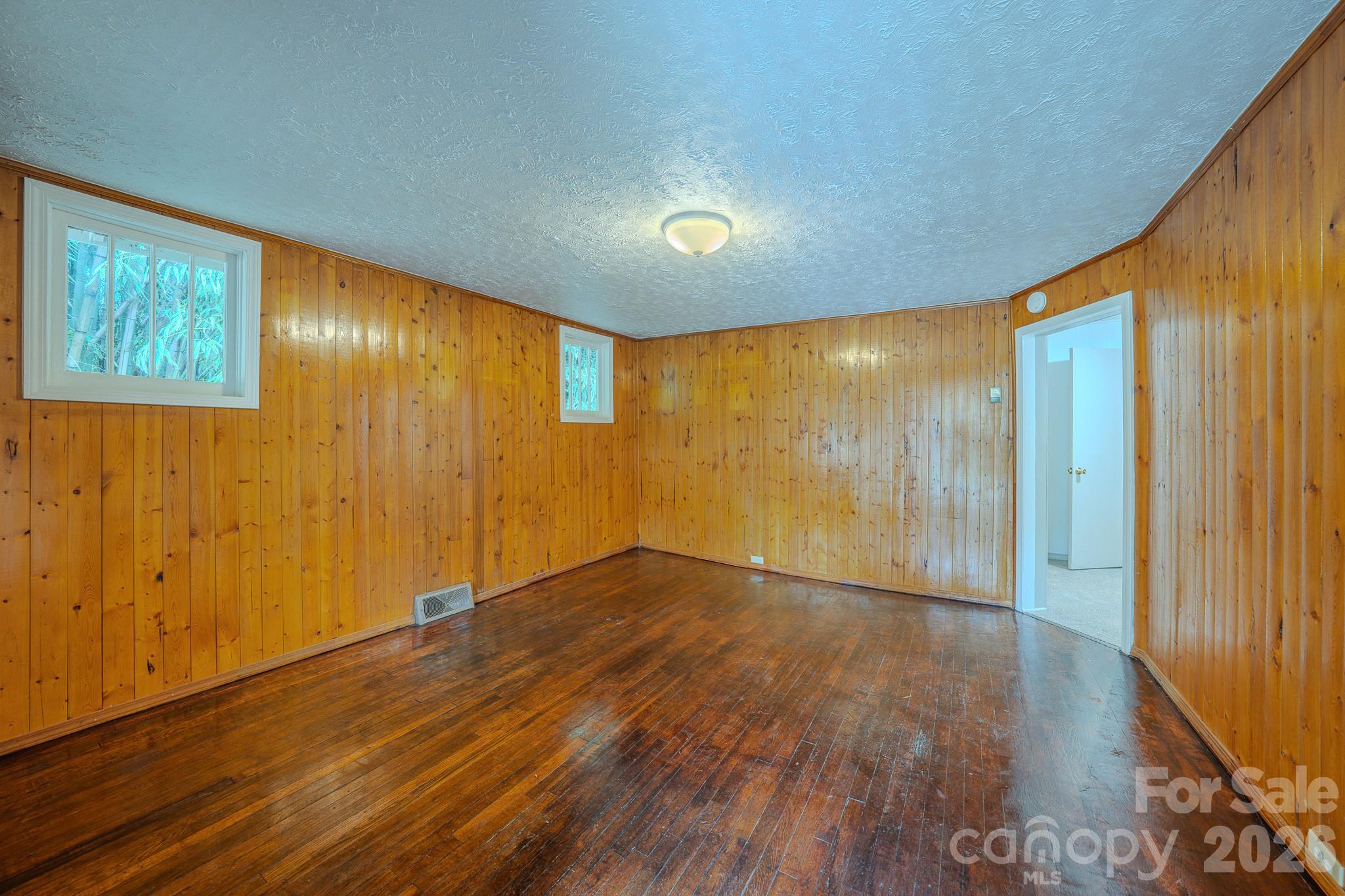 298 State Street Property Photo 11