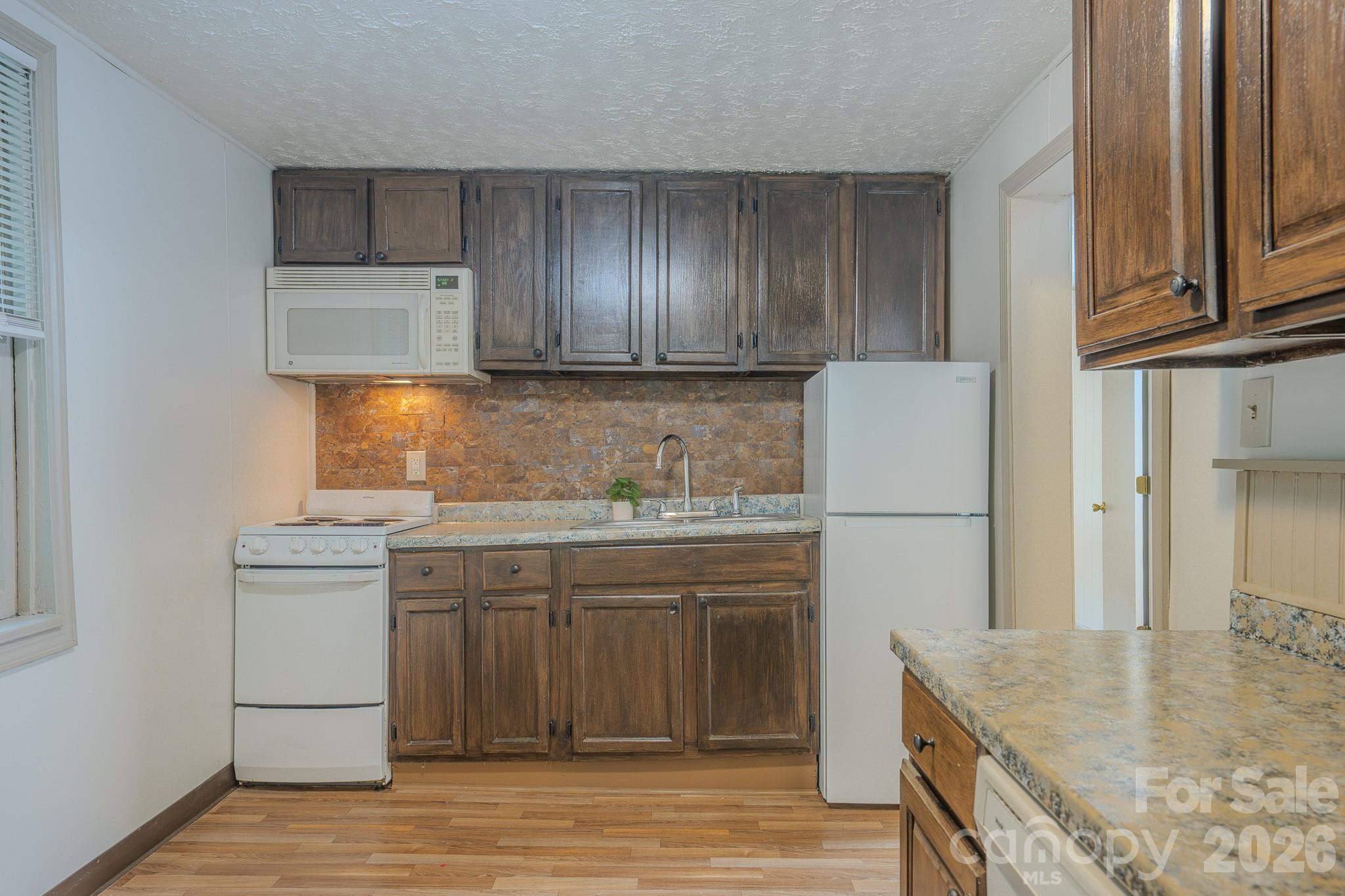 298 State Street Property Photo 13