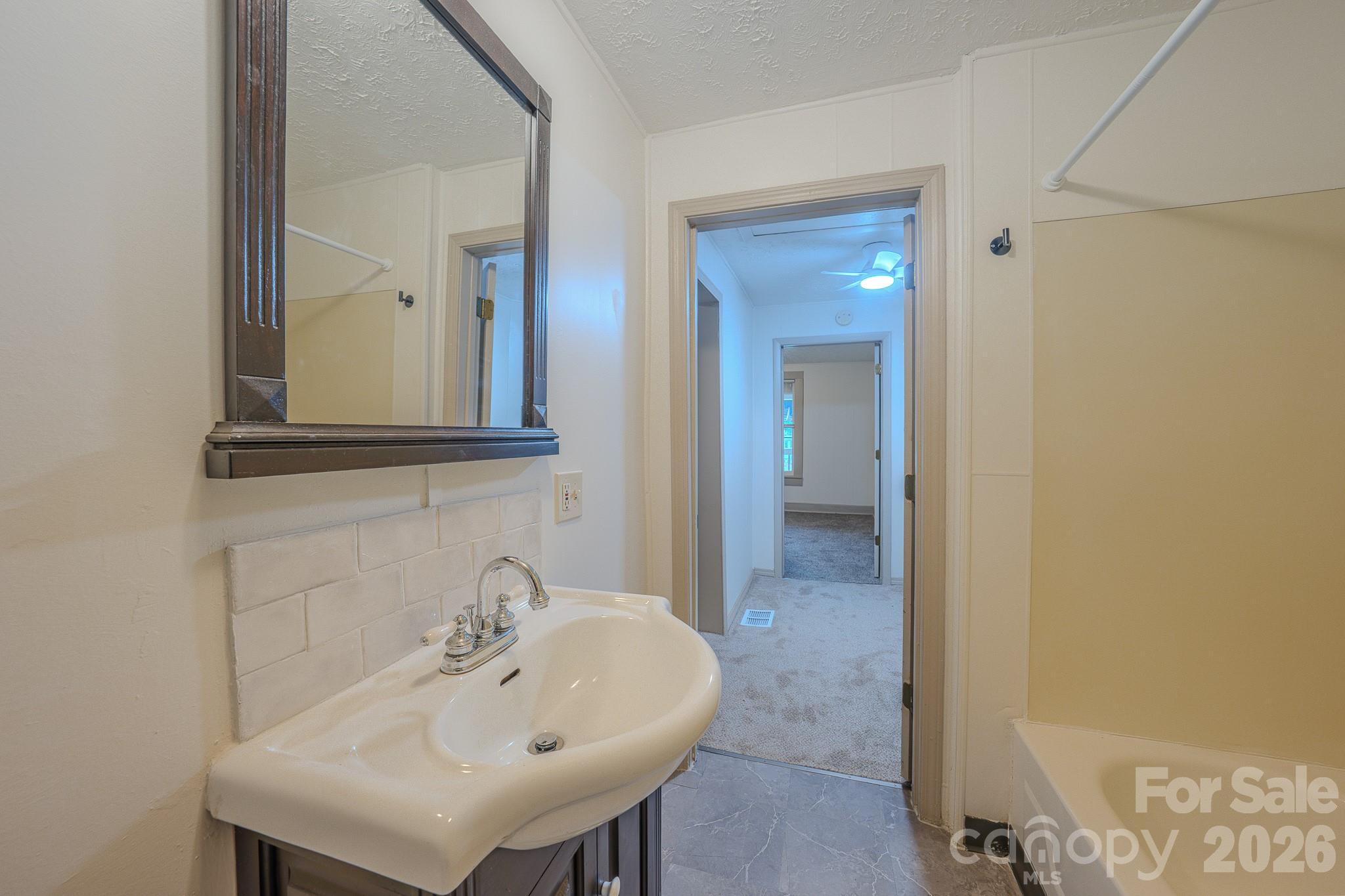 298 State Street Property Photo 22