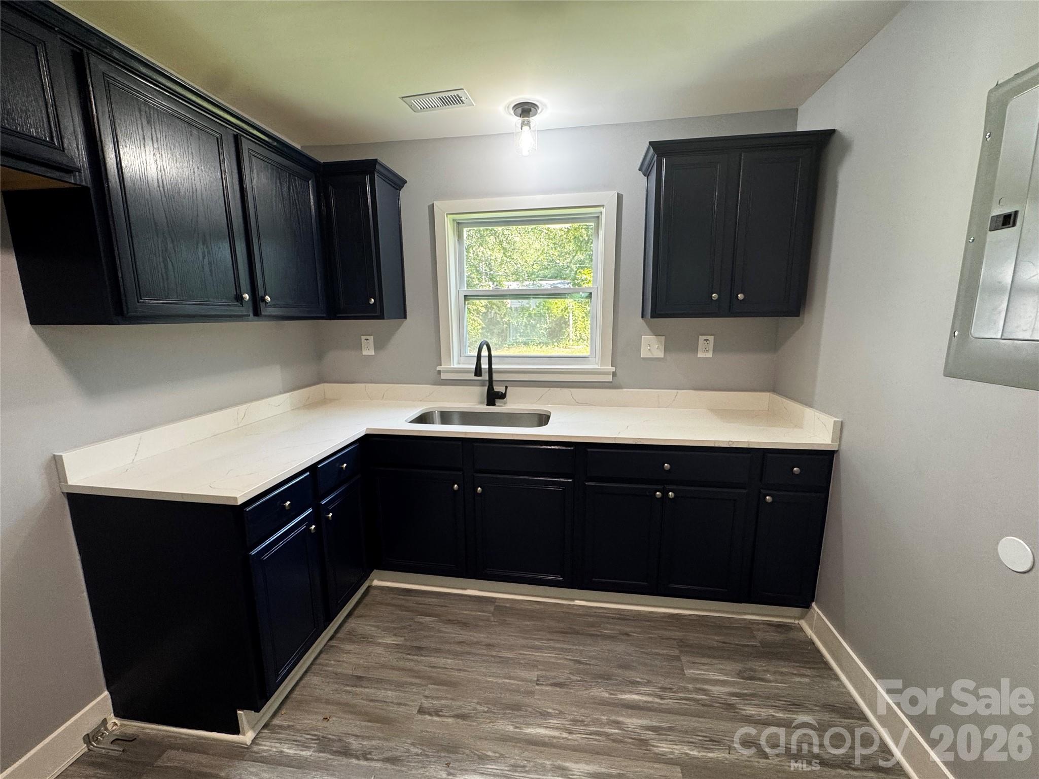 510 E Peachtree Street Property Photo 7