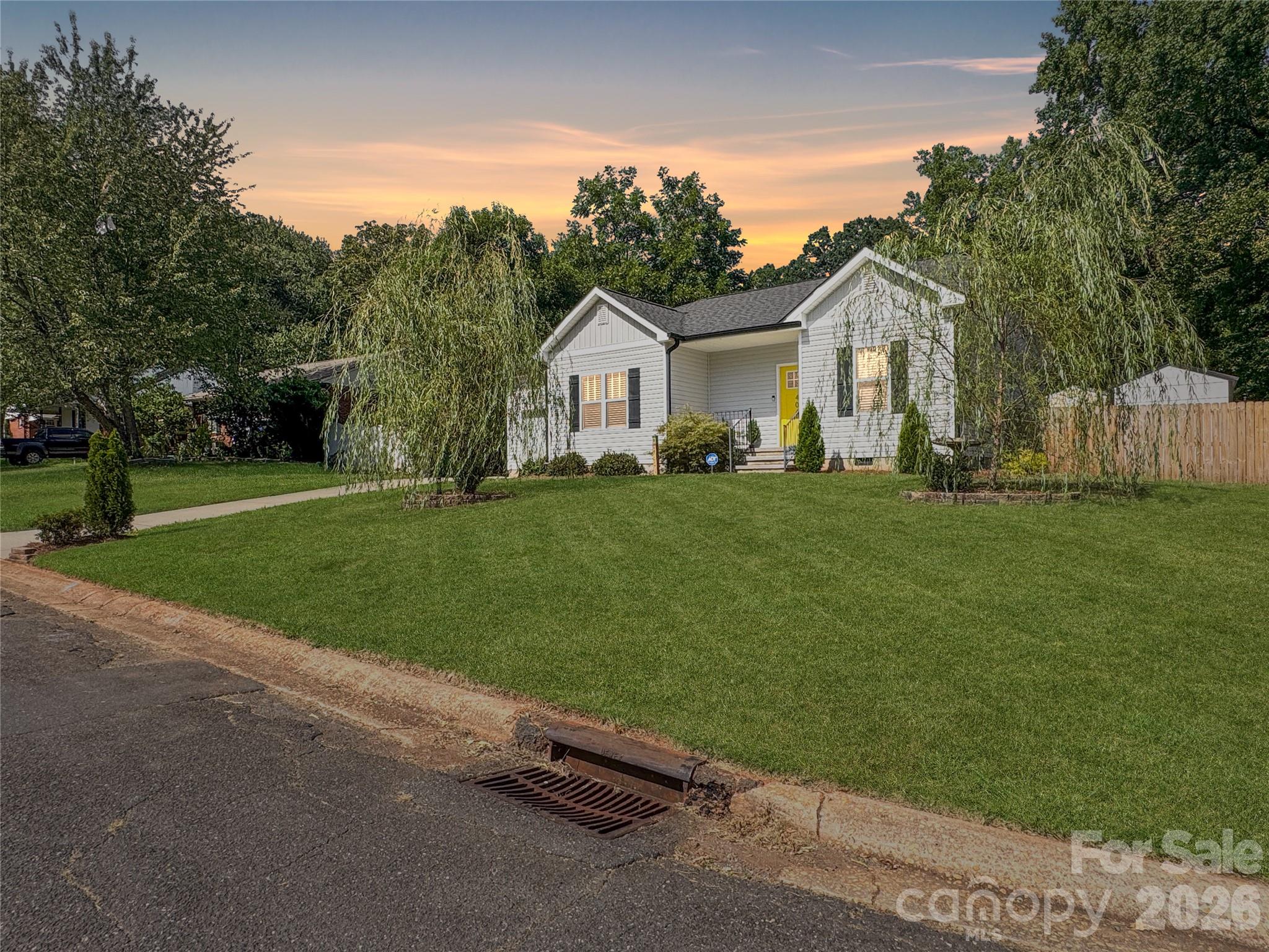 404 Skipwith Place Property Photo 1