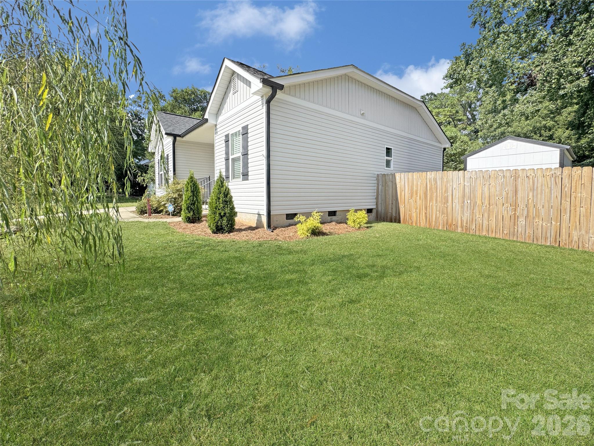 404 Skipwith Place Property Photo 3
