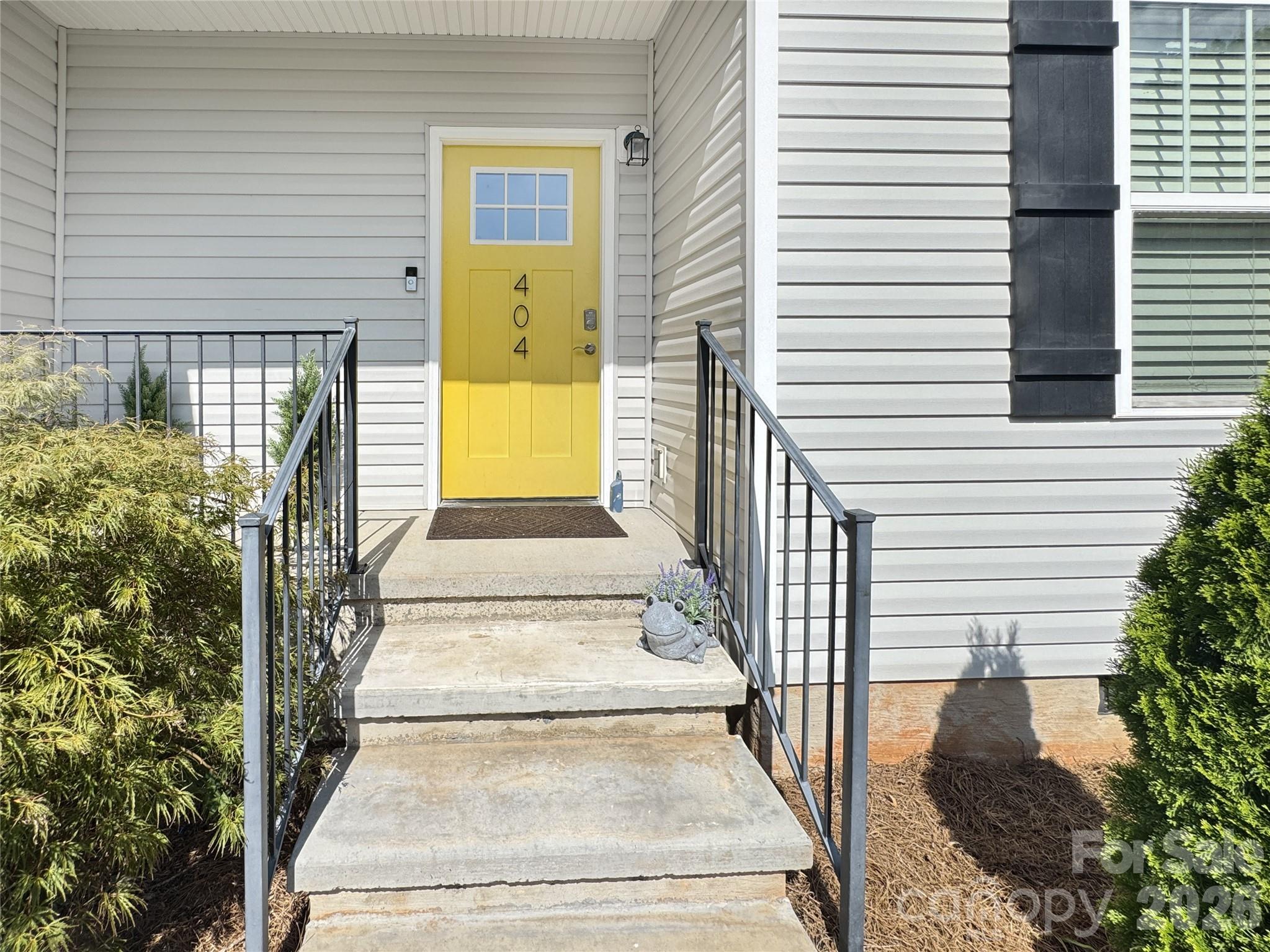 404 Skipwith Place Property Photo 4