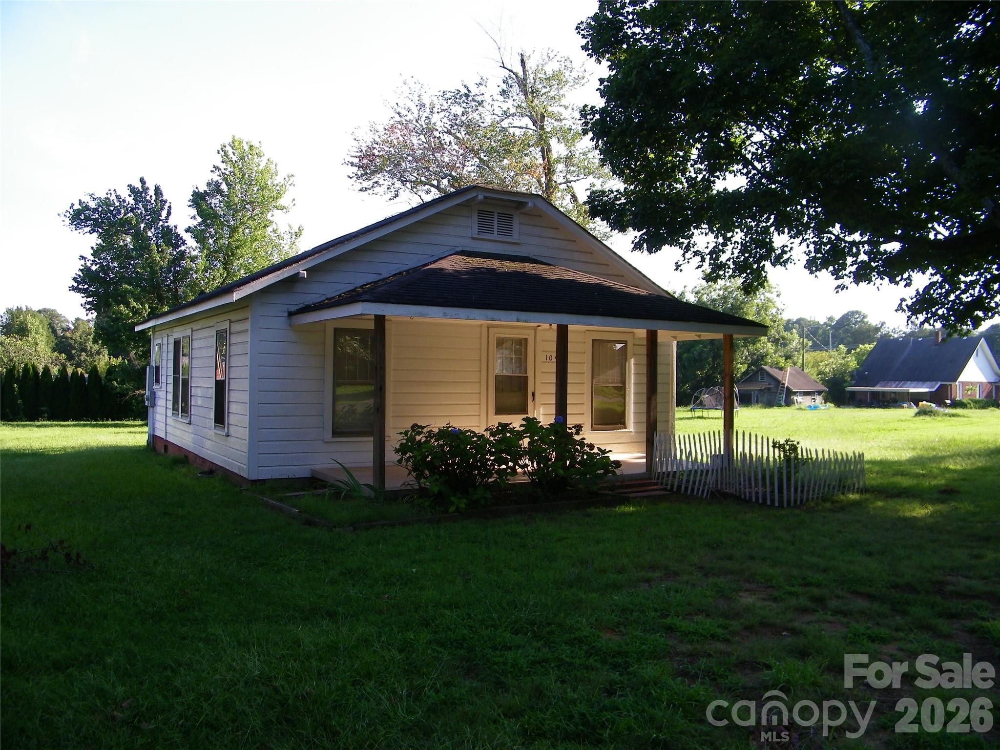 104 Anthony Road Property Photo 2
