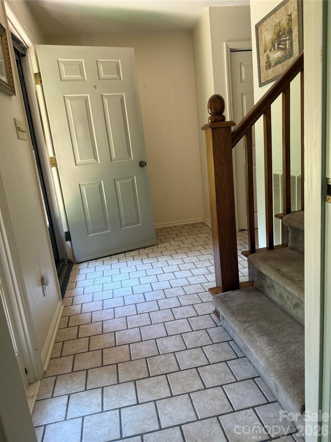 2015 39th Avenue Property Photo 9