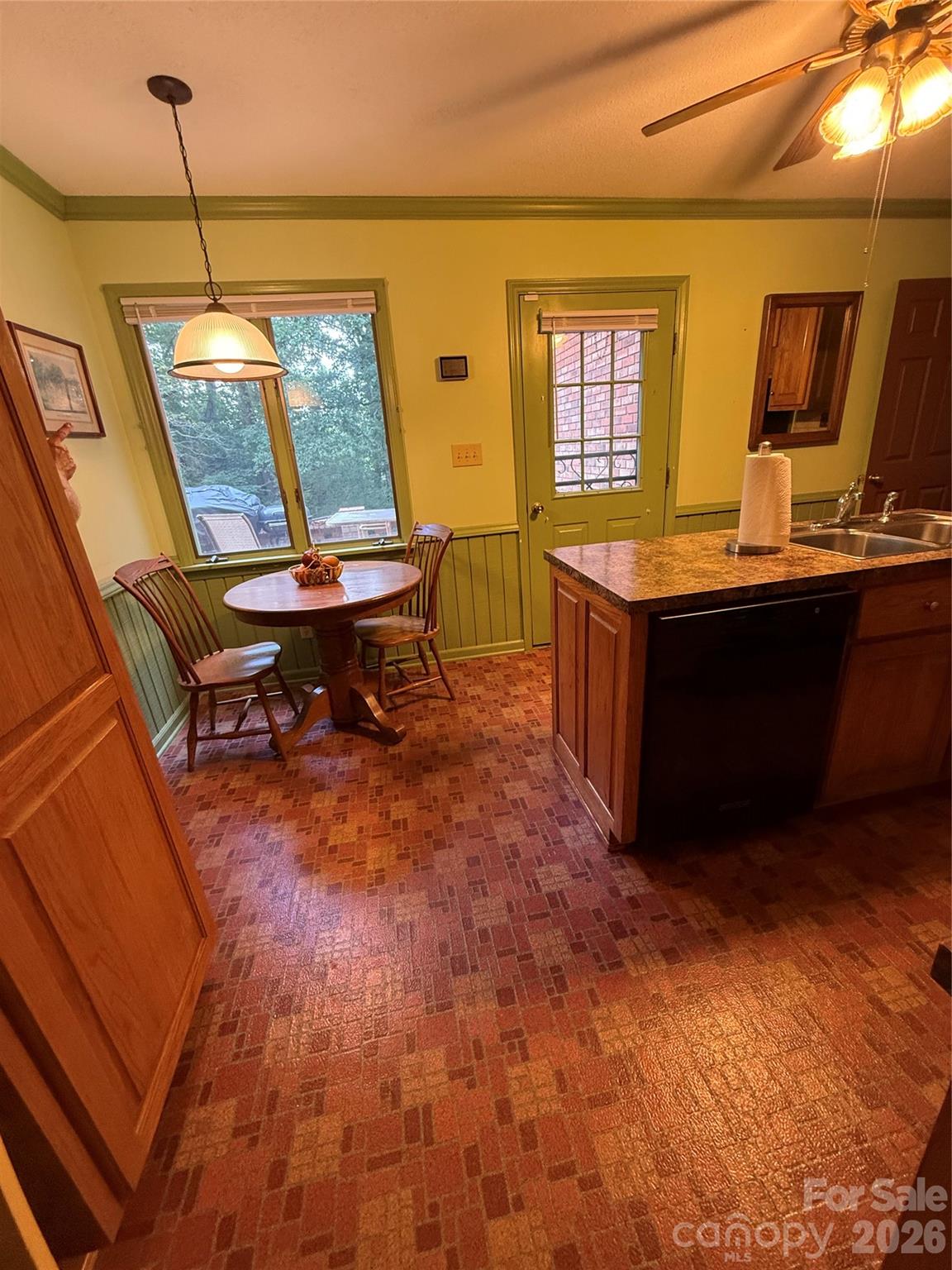 2015 39th Avenue Property Photo 14