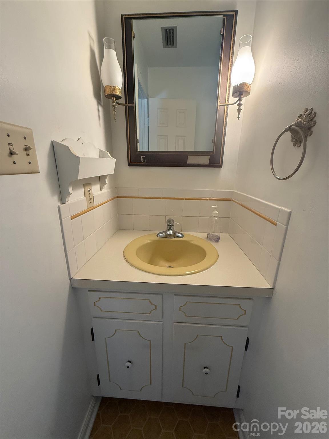 2015 39th Avenue Property Photo 30