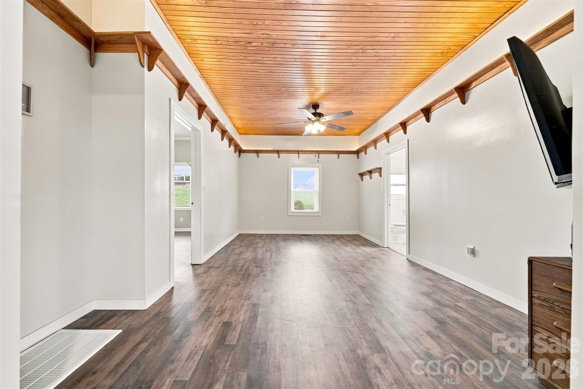 1115 Lenoir Avenue Property Photo 4
