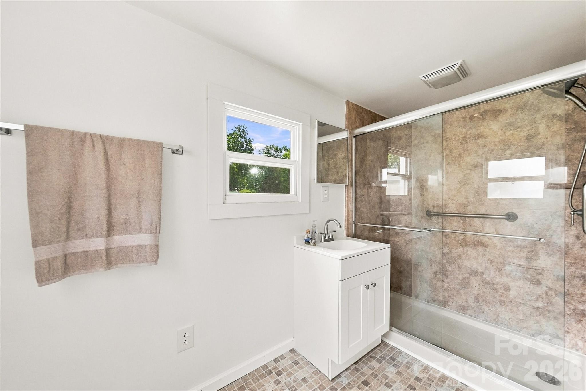 1115 Lenoir Avenue Property Photo 11