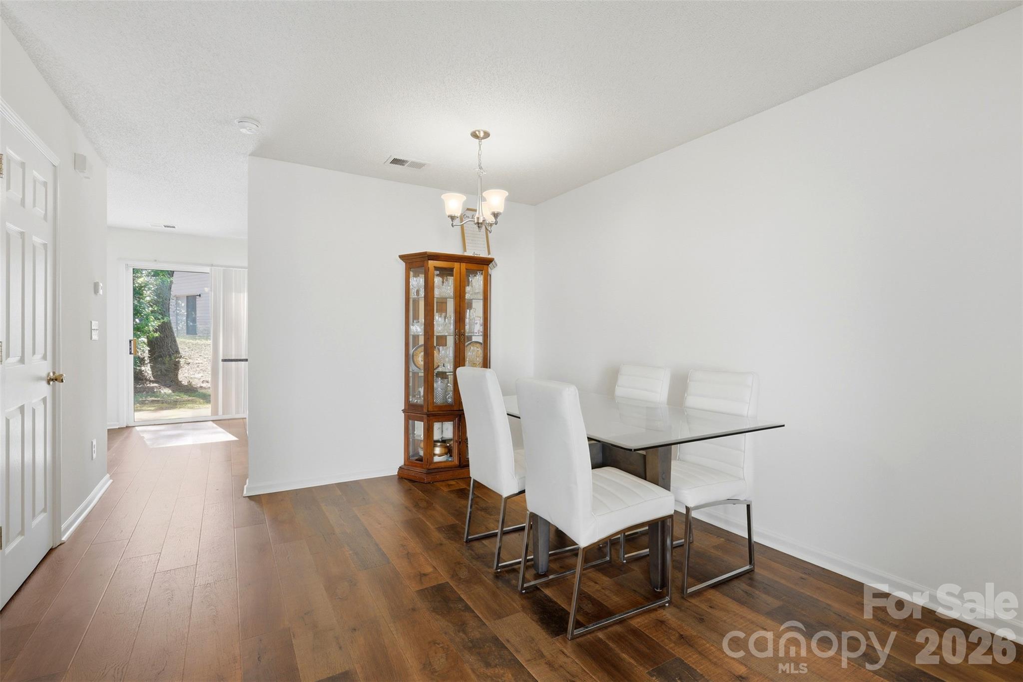 6720 Cypress Tree Lane Property Photo 14