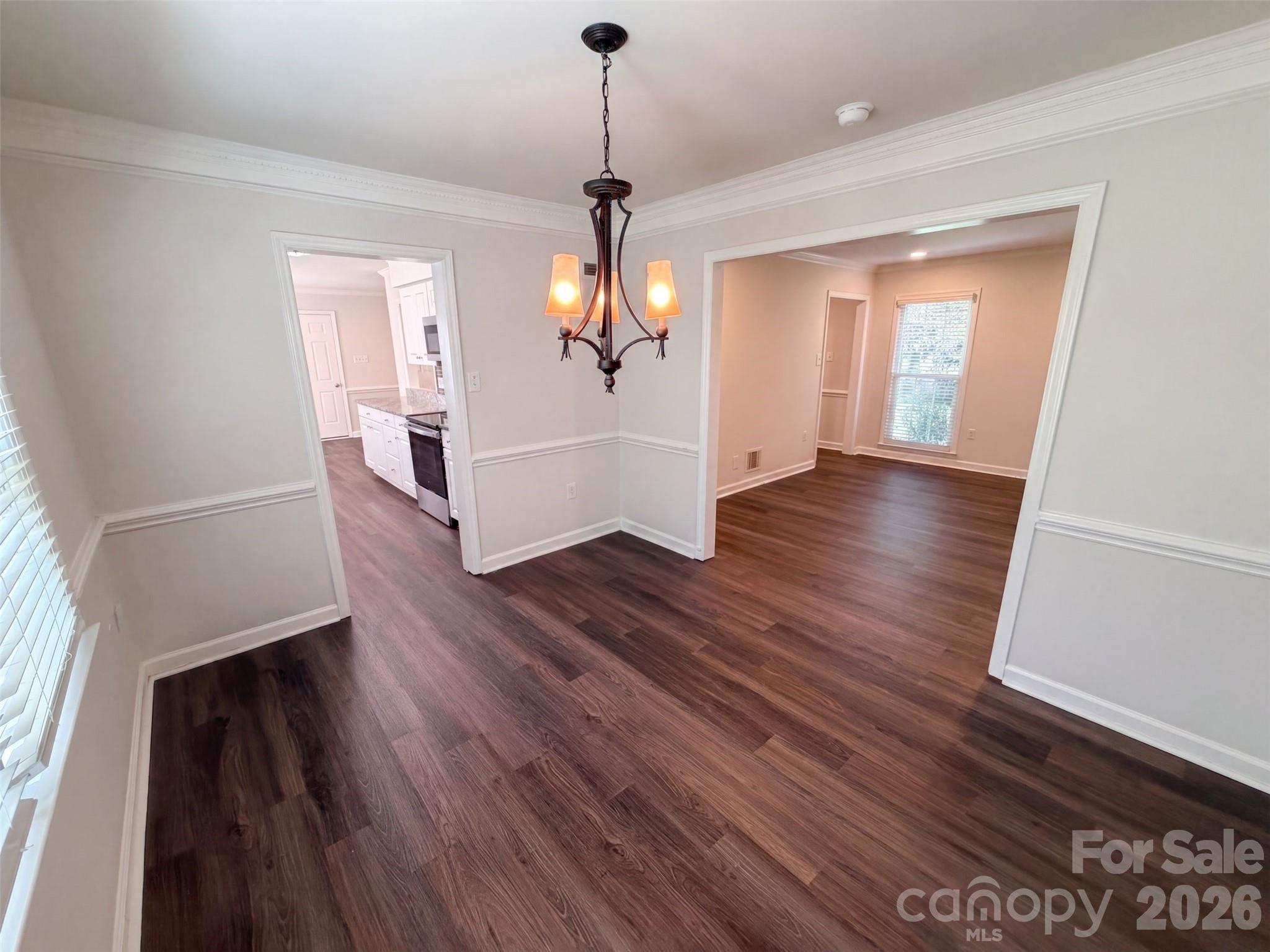6735 Carmel Hills Drive Property Photo 7
