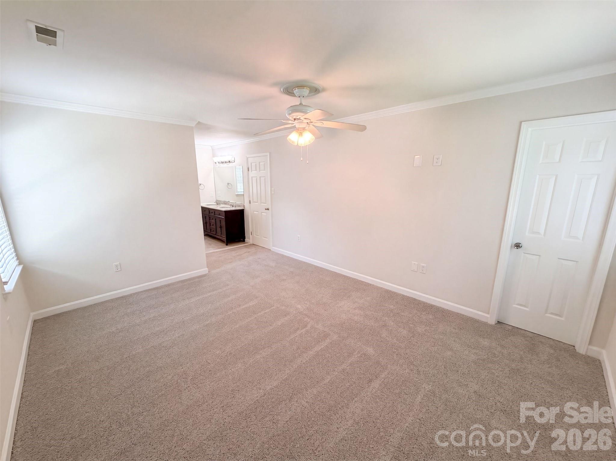 6735 Carmel Hills Drive Property Photo 9