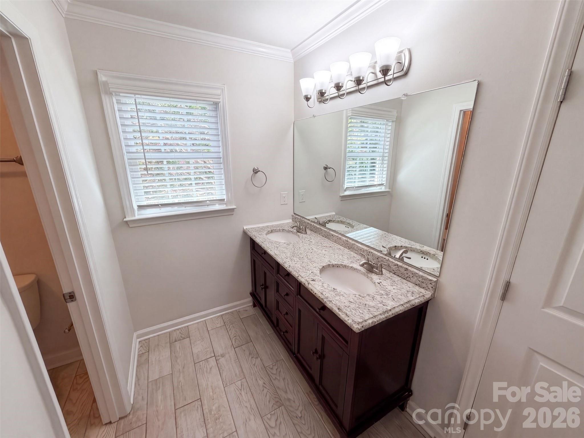 6735 Carmel Hills Drive Property Photo 12