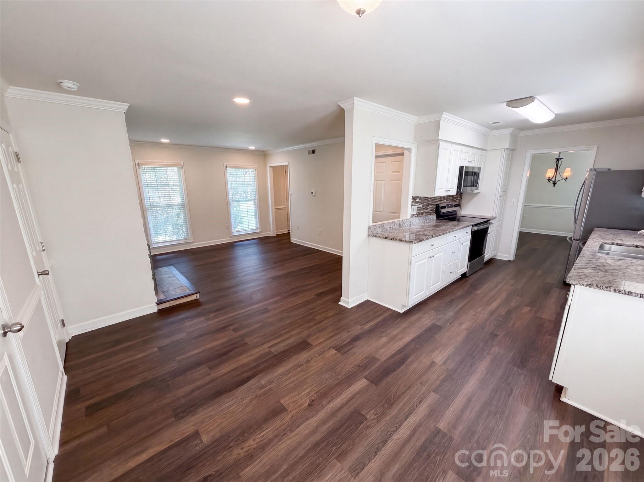 6735 Carmel Hills Drive Property Photo 19