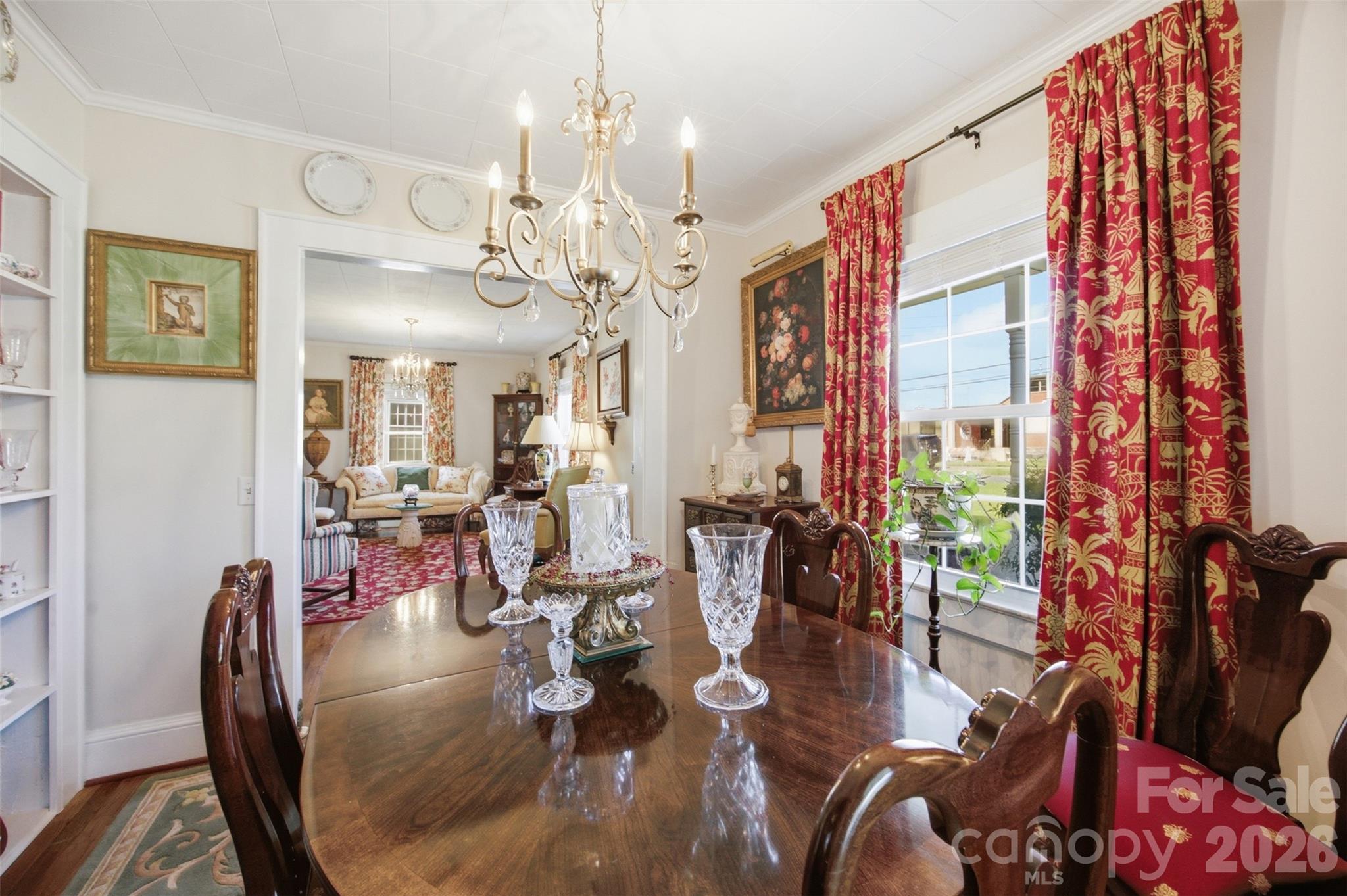 204 Memorial Drive Property Photo 8