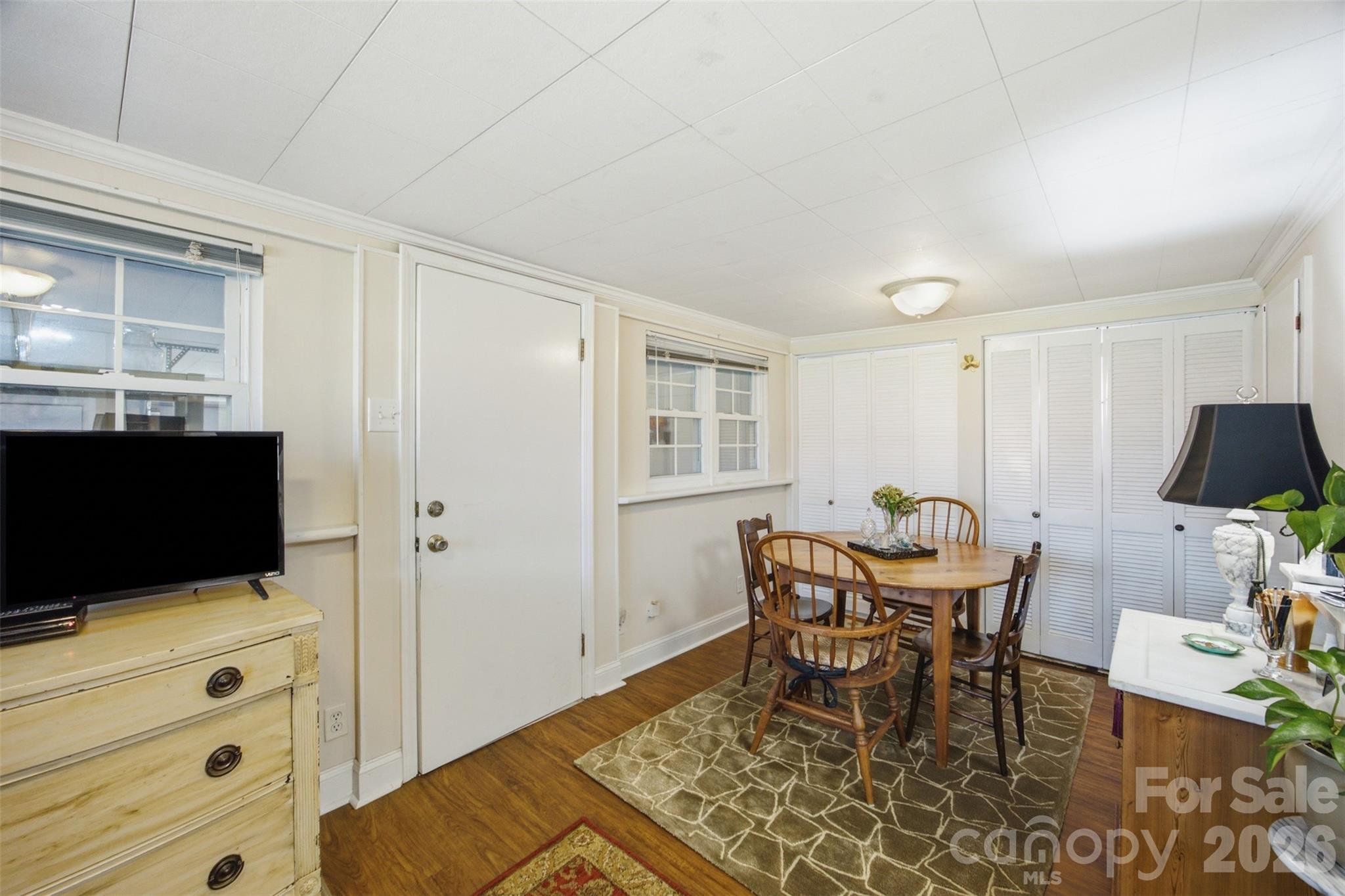 204 Memorial Drive Property Photo 10