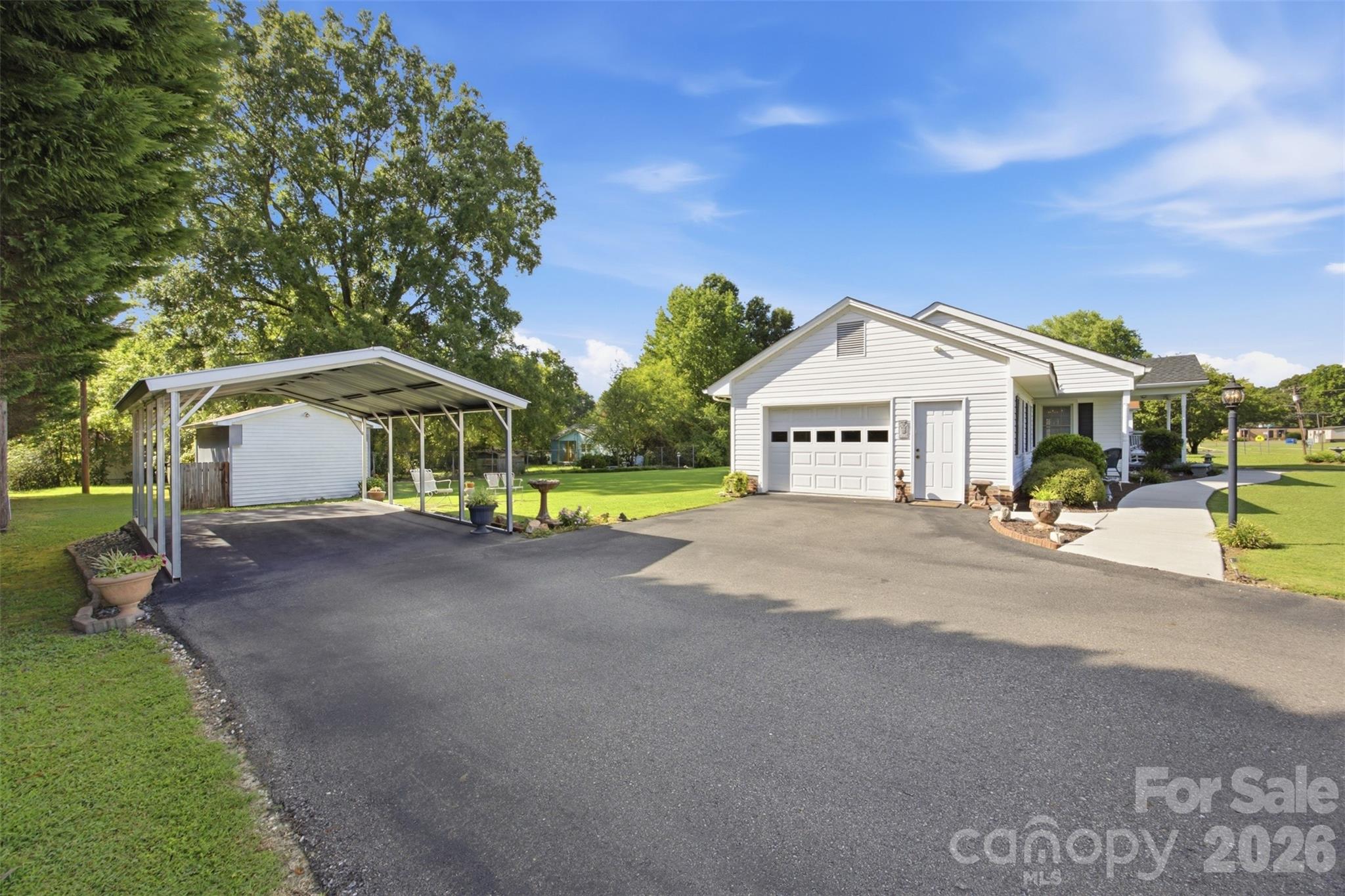 204 Memorial Drive Property Photo 23