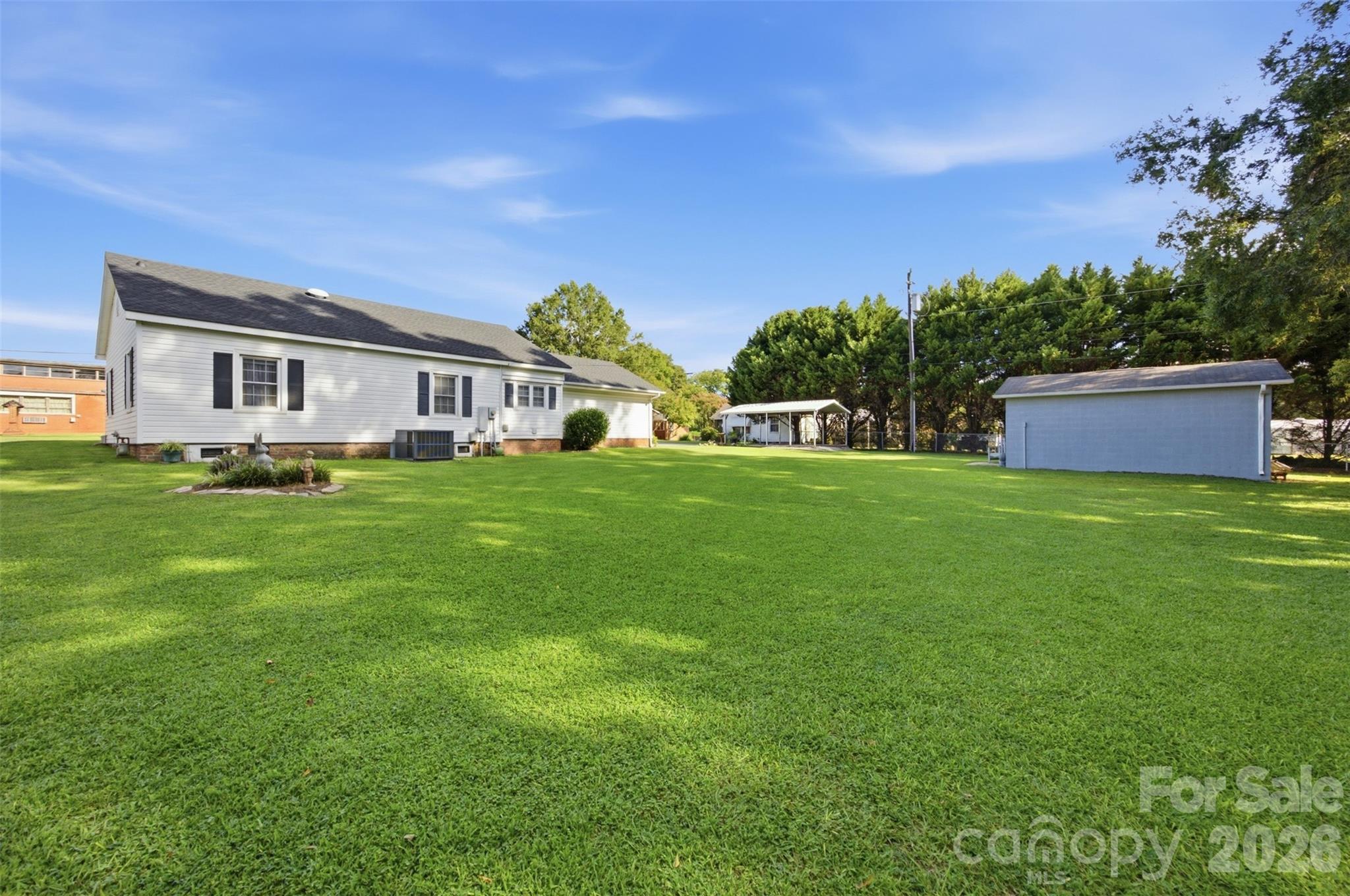 204 Memorial Drive Property Photo 28