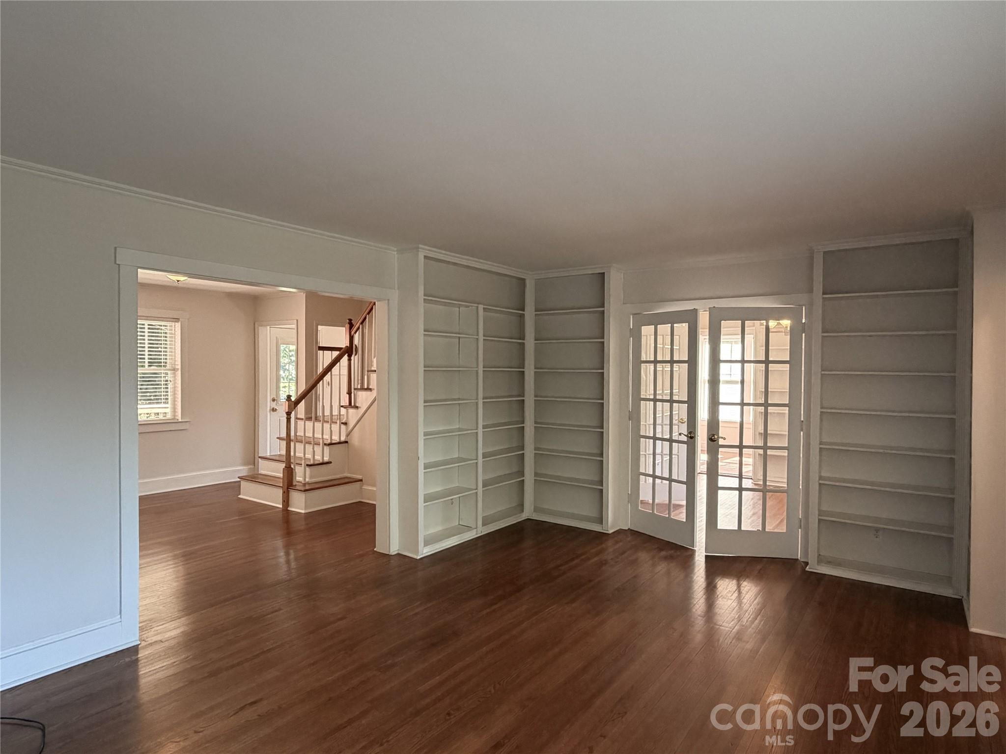 7109 Ramsgate Road Property Photo 6