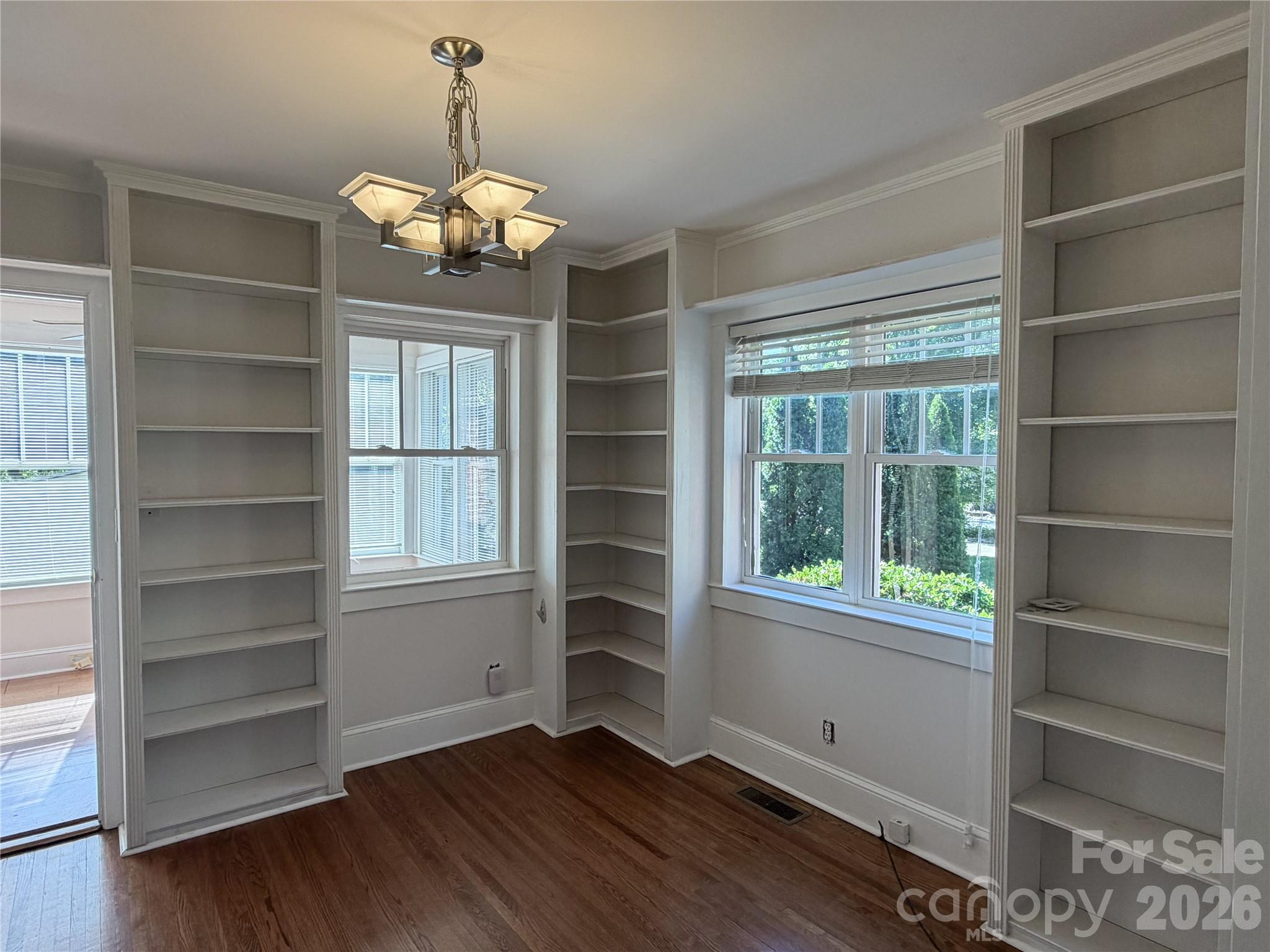 7109 Ramsgate Road Property Photo 9