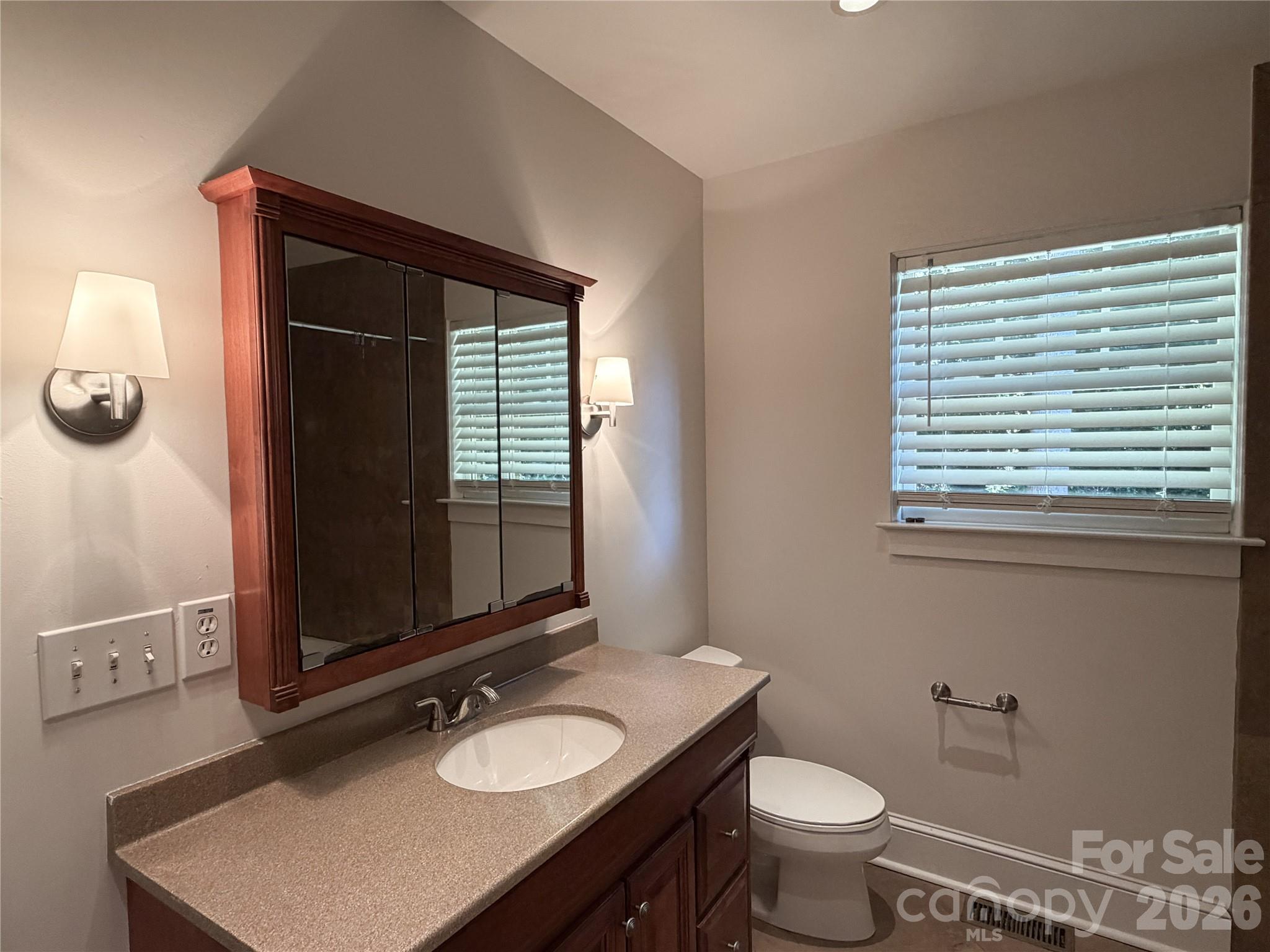 7109 Ramsgate Road Property Photo 24
