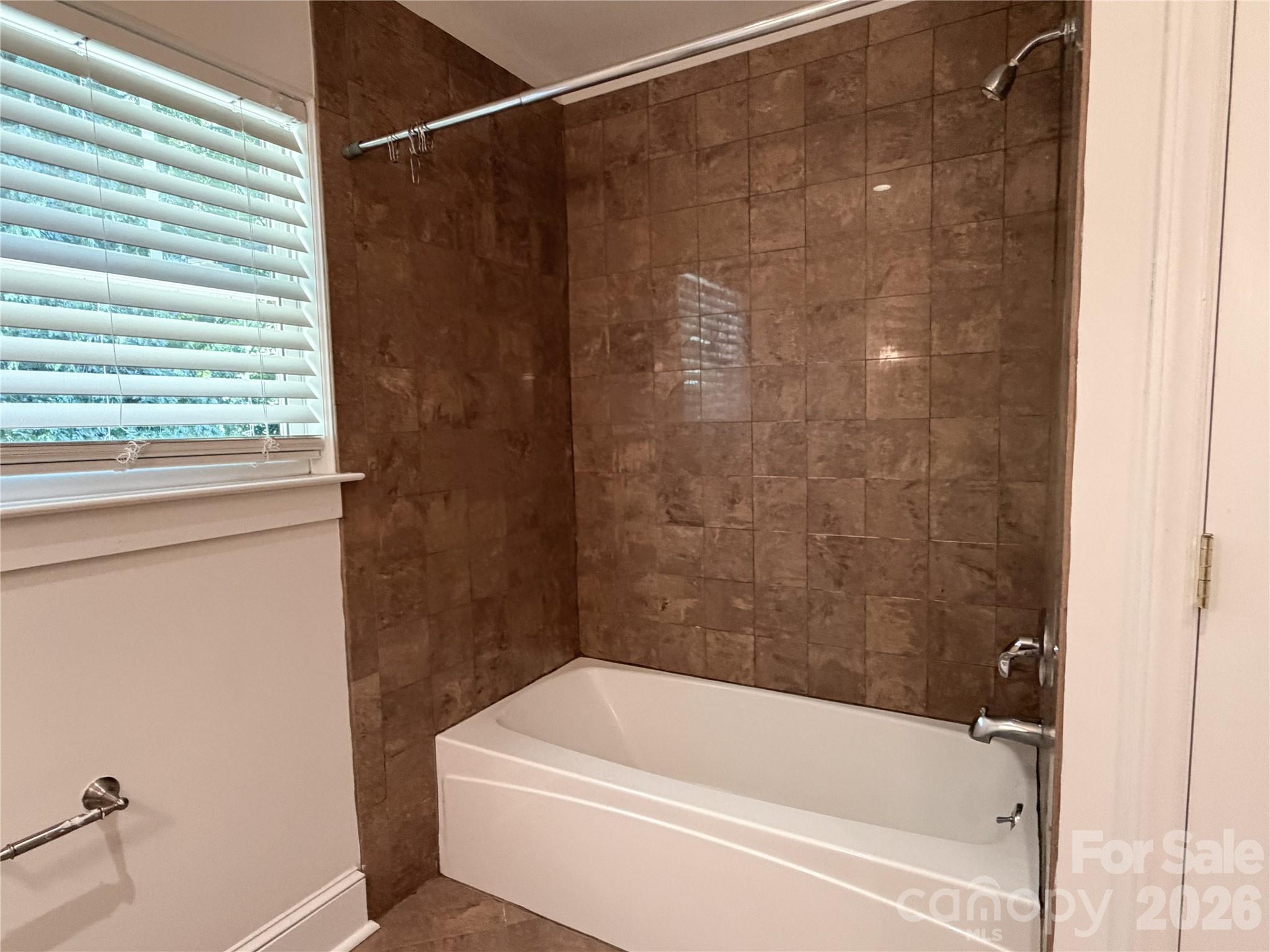 7109 Ramsgate Road Property Photo 25