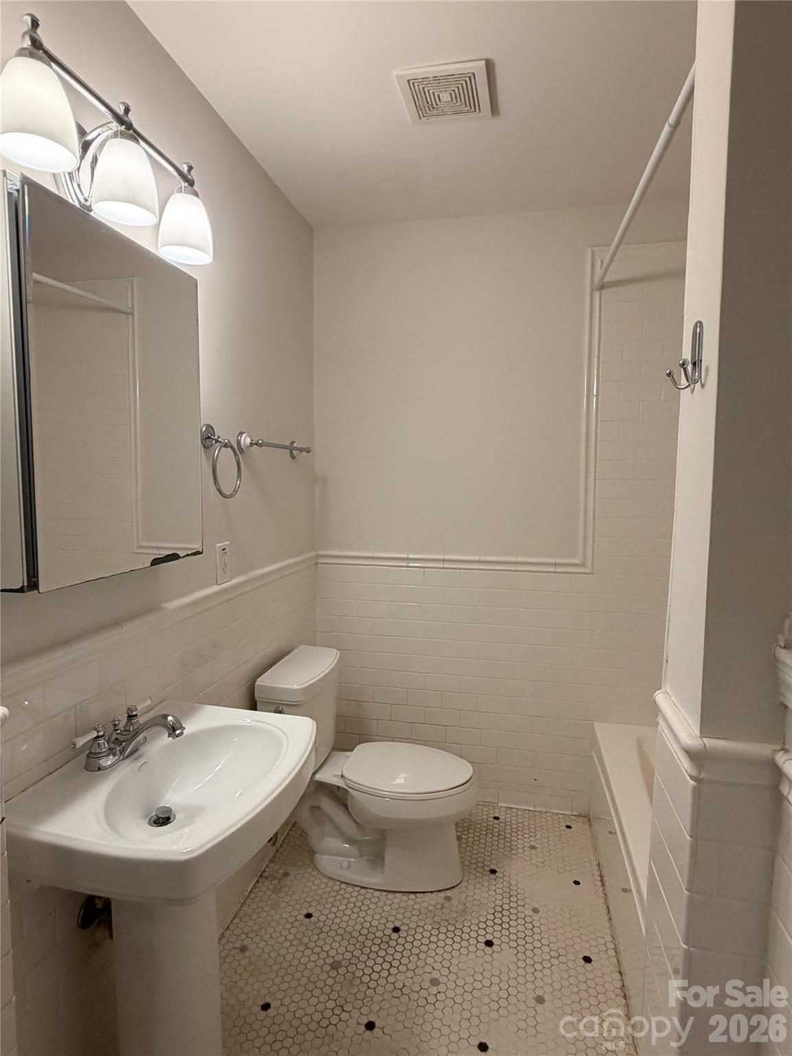 7109 Ramsgate Road Property Photo 30