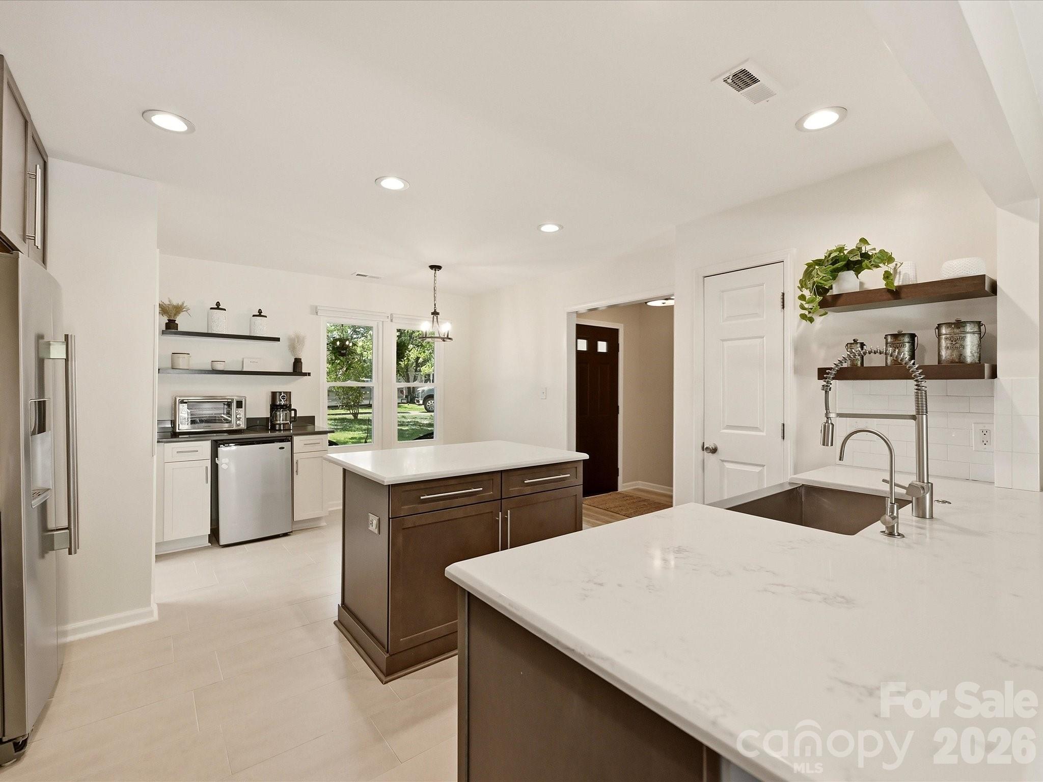 4719 Granite Court Property Photo 10