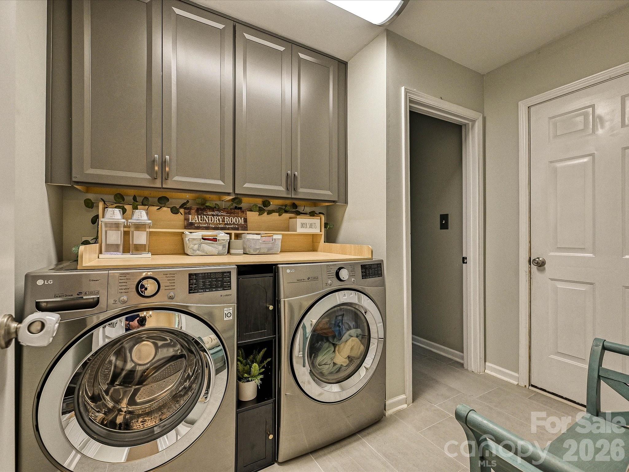 4719 Granite Court Property Photo 26