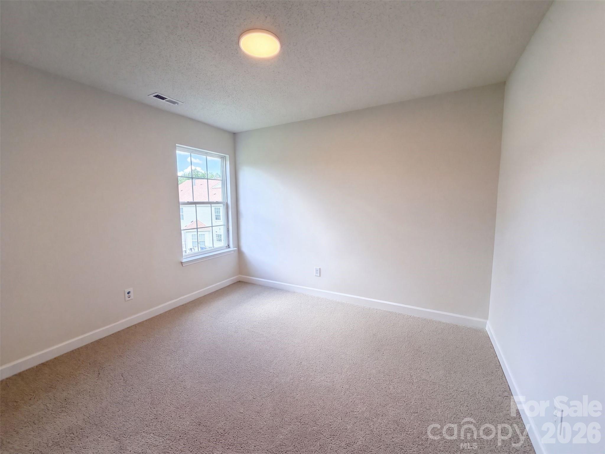 9244 Simonton Drive Property Photo 12