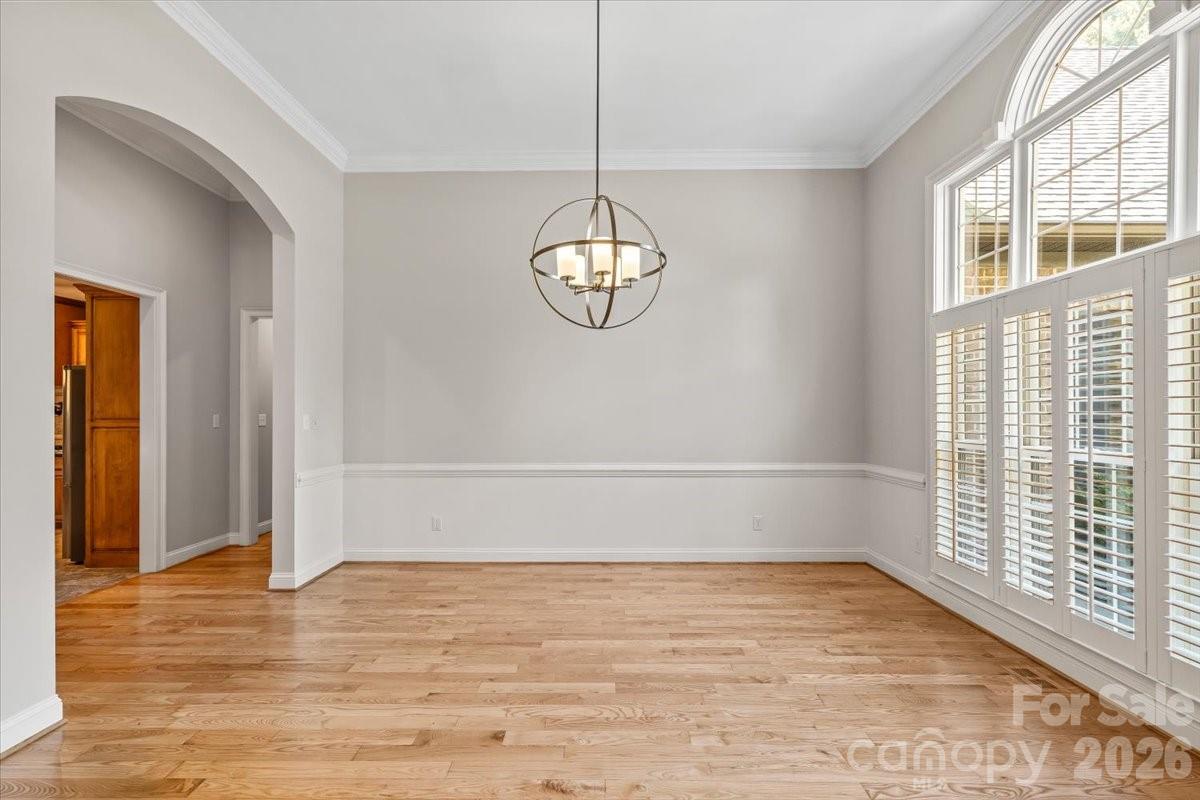 7832 Chapel Creek Drive Property Photo 4