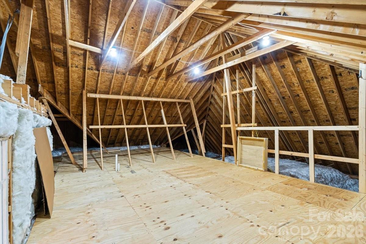 7832 Chapel Creek Drive Property Photo 36