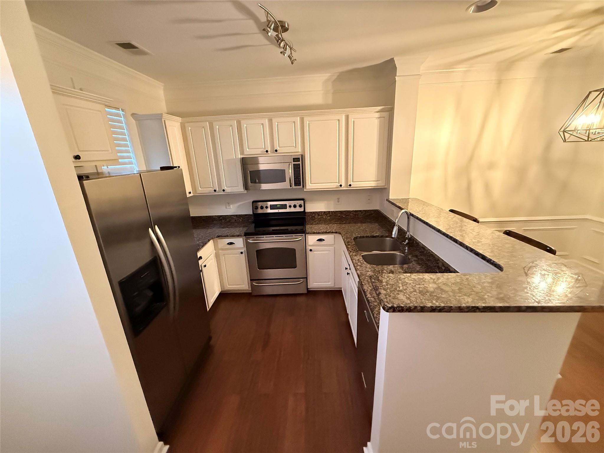 13210 Eastfield Village Lane Property Photo 4