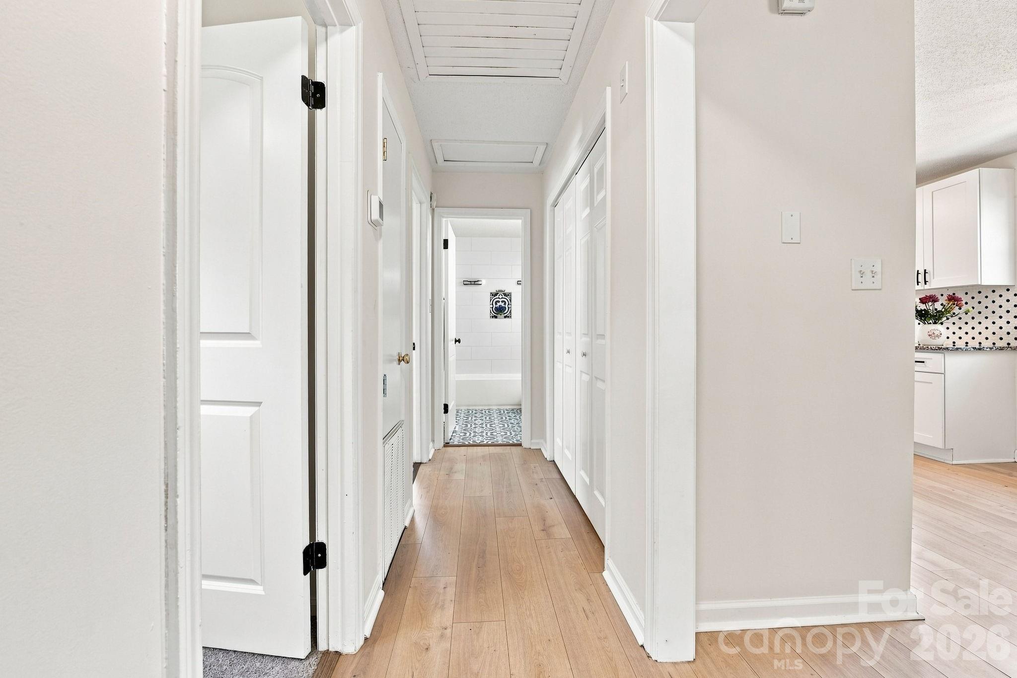 411 E Tennessee Avenue Property Photo 15