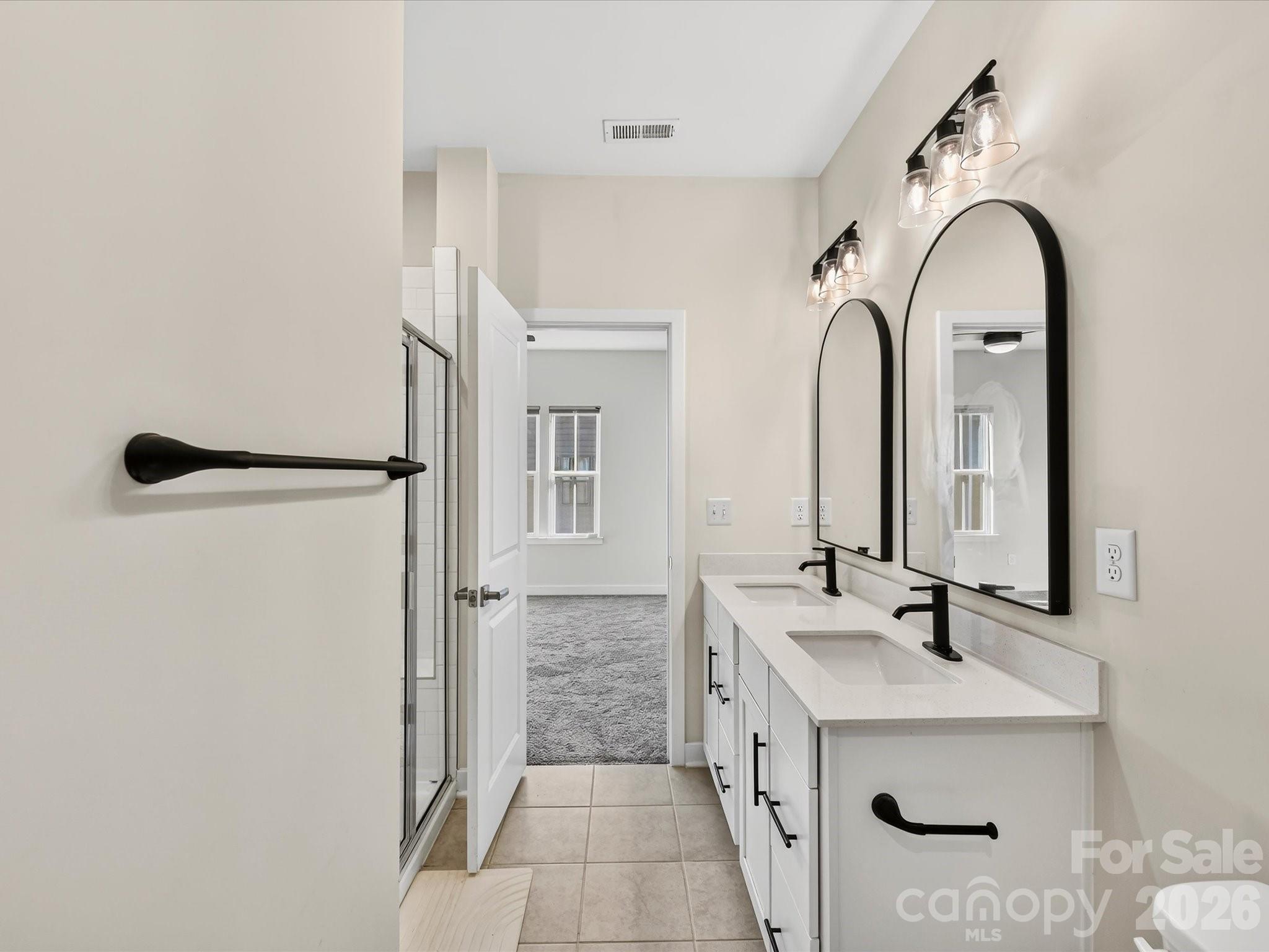 324 Yorkshire Drive Property Photo 25