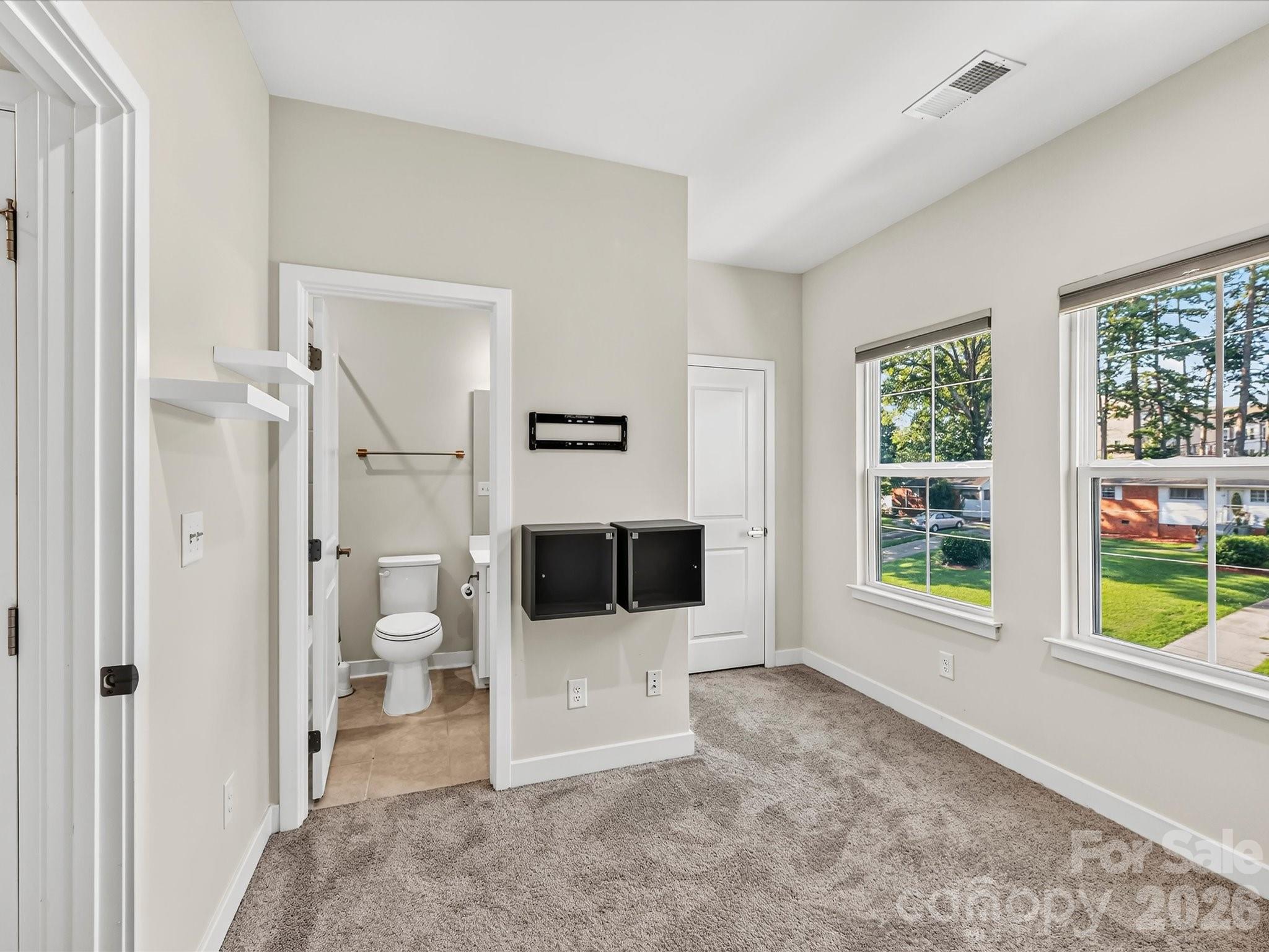 324 Yorkshire Drive Property Photo 26