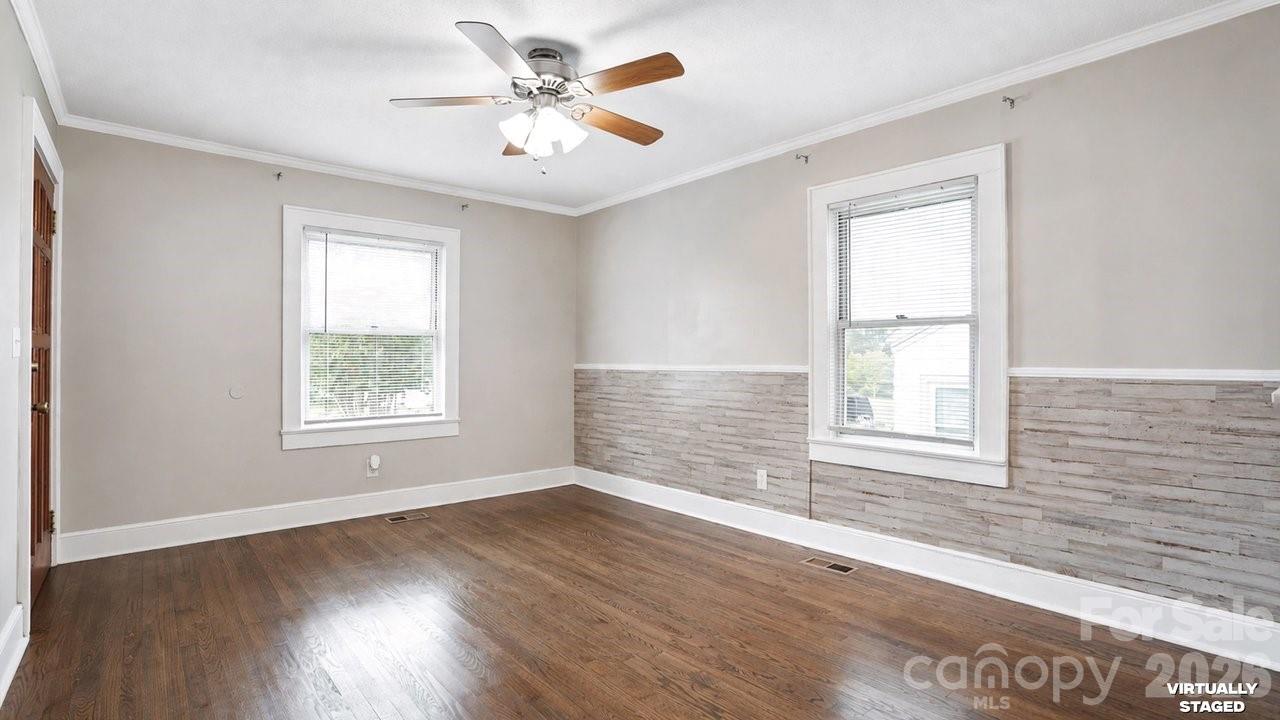 1476 Hickory Avenue Property Photo 8