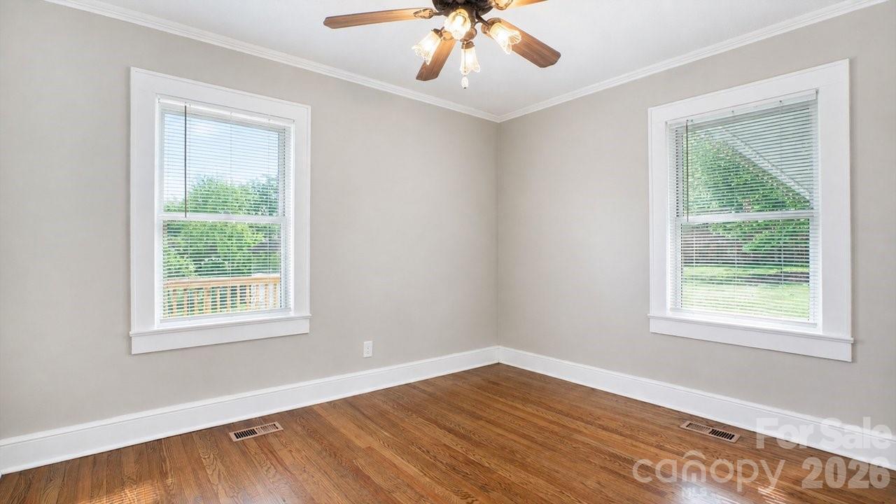 1476 Hickory Avenue Property Photo 14