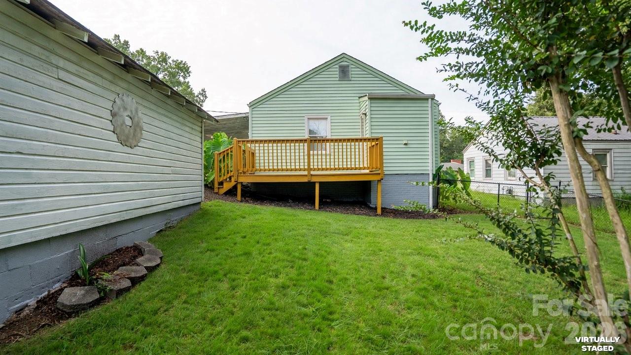 1476 Hickory Avenue Property Photo 25