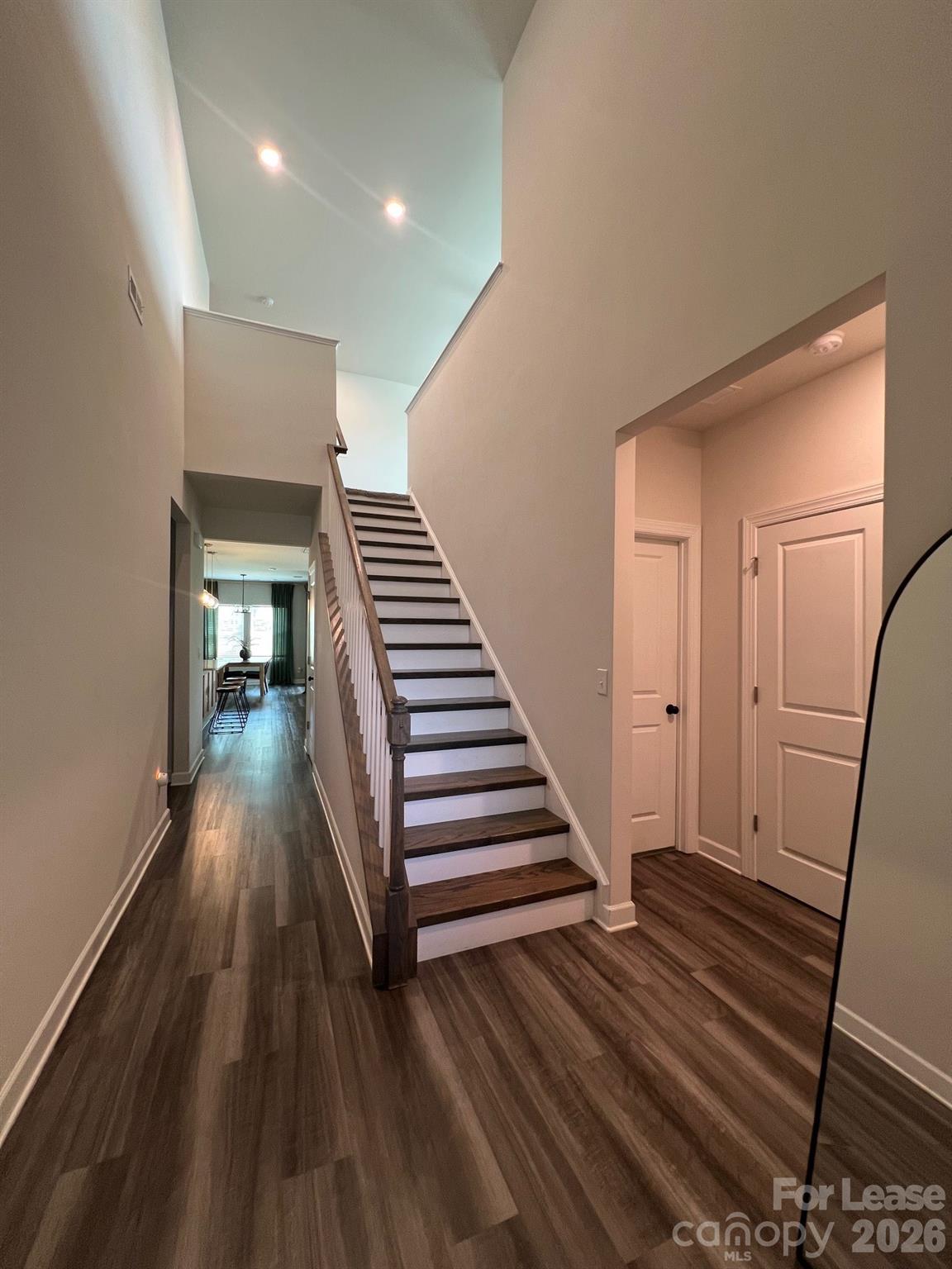 8921 Pennegrove Circle Property Photo 3