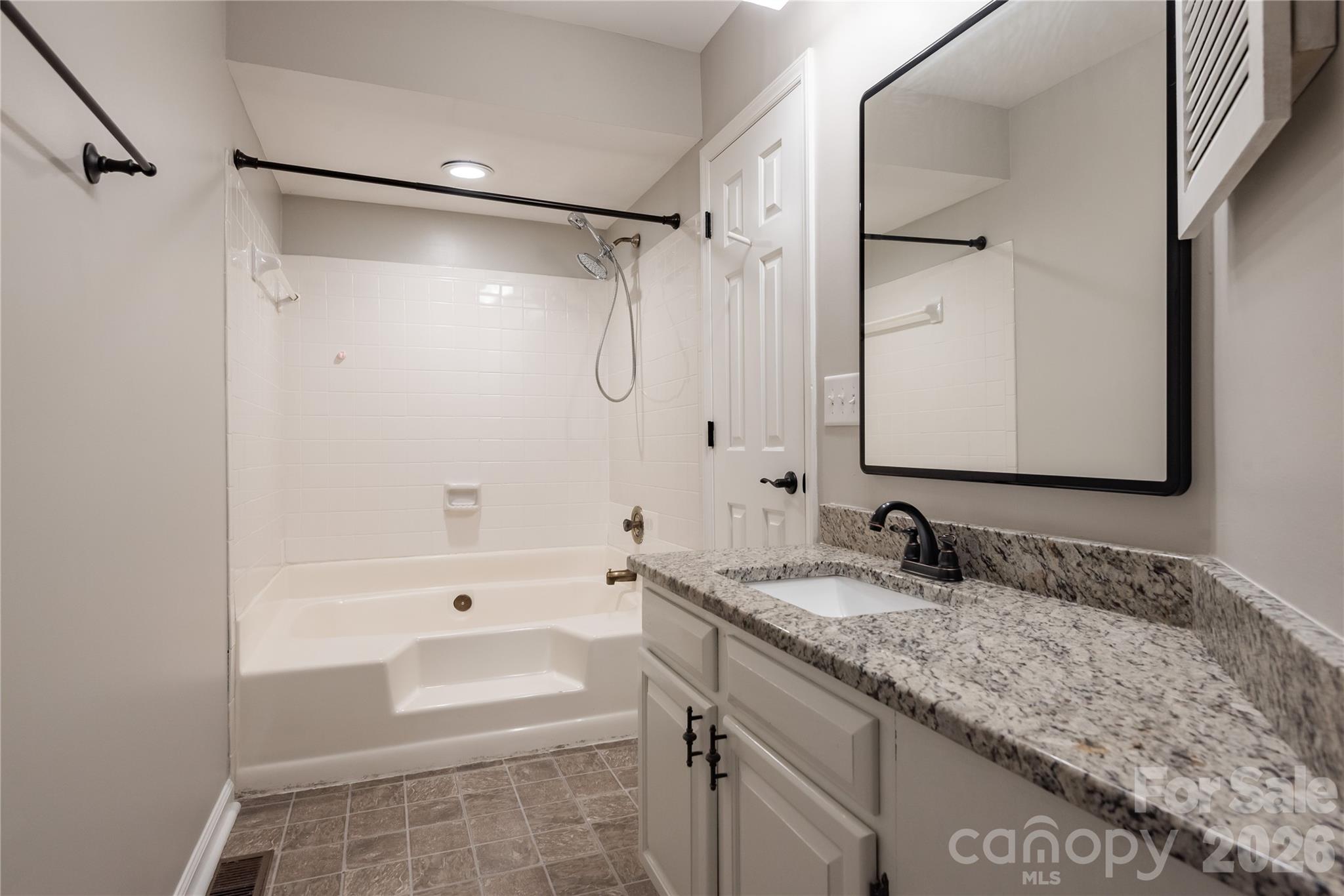 2744 Von Thuringer Court Property Photo 18