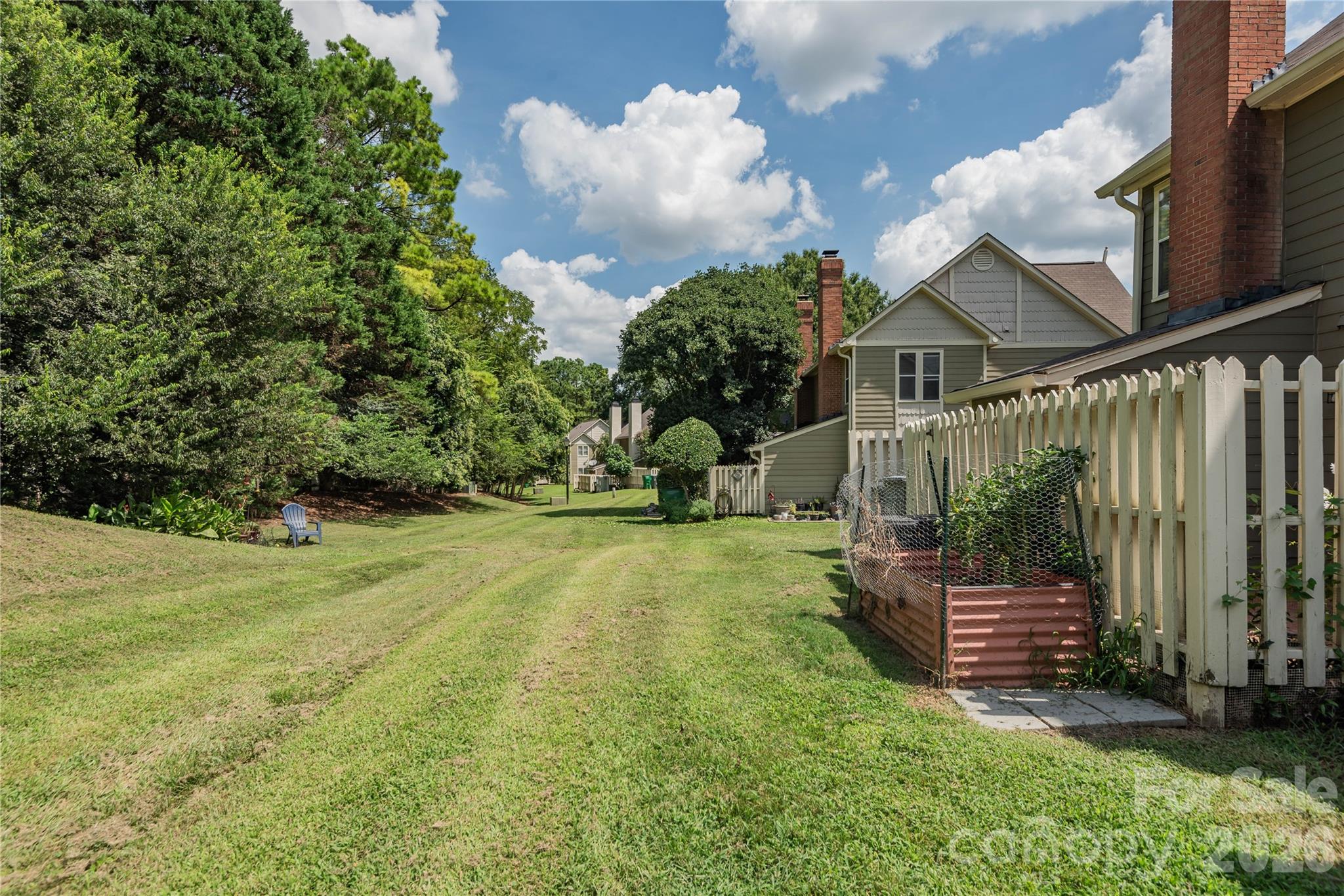2744 Von Thuringer Court Property Photo 24
