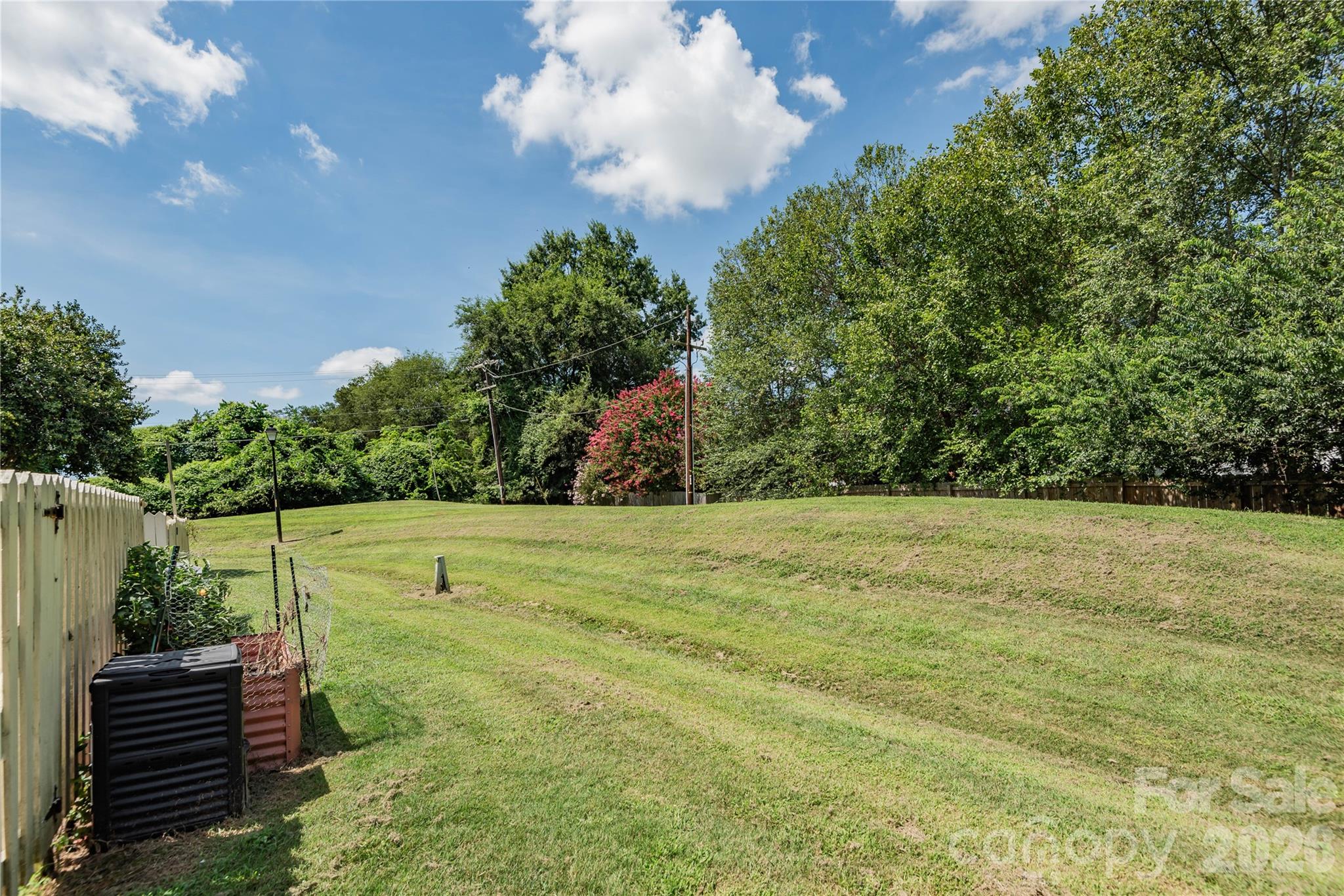 2744 Von Thuringer Court Property Photo 25