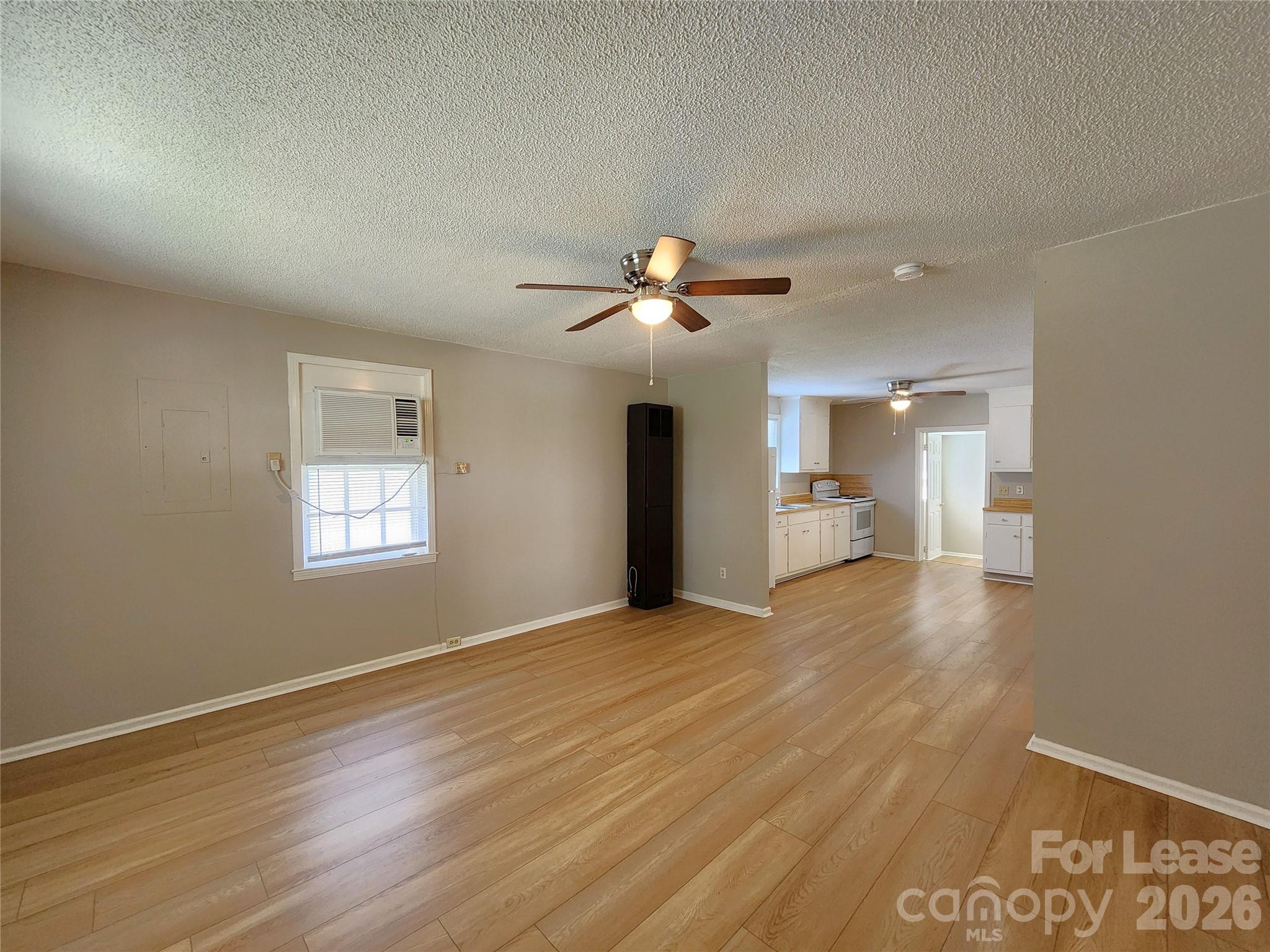 408 Cannon Street Property Photo 3